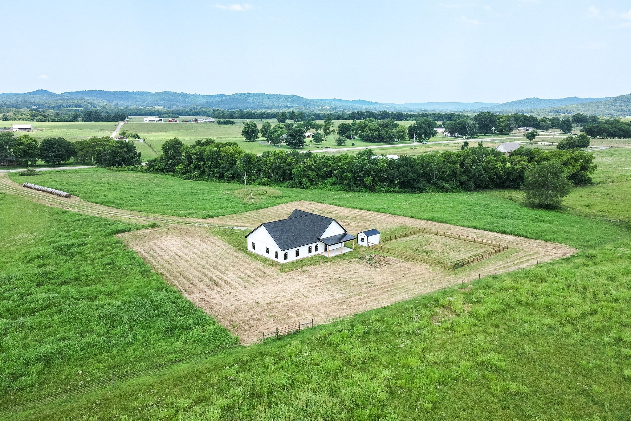 2985 Lewisburg Hwy