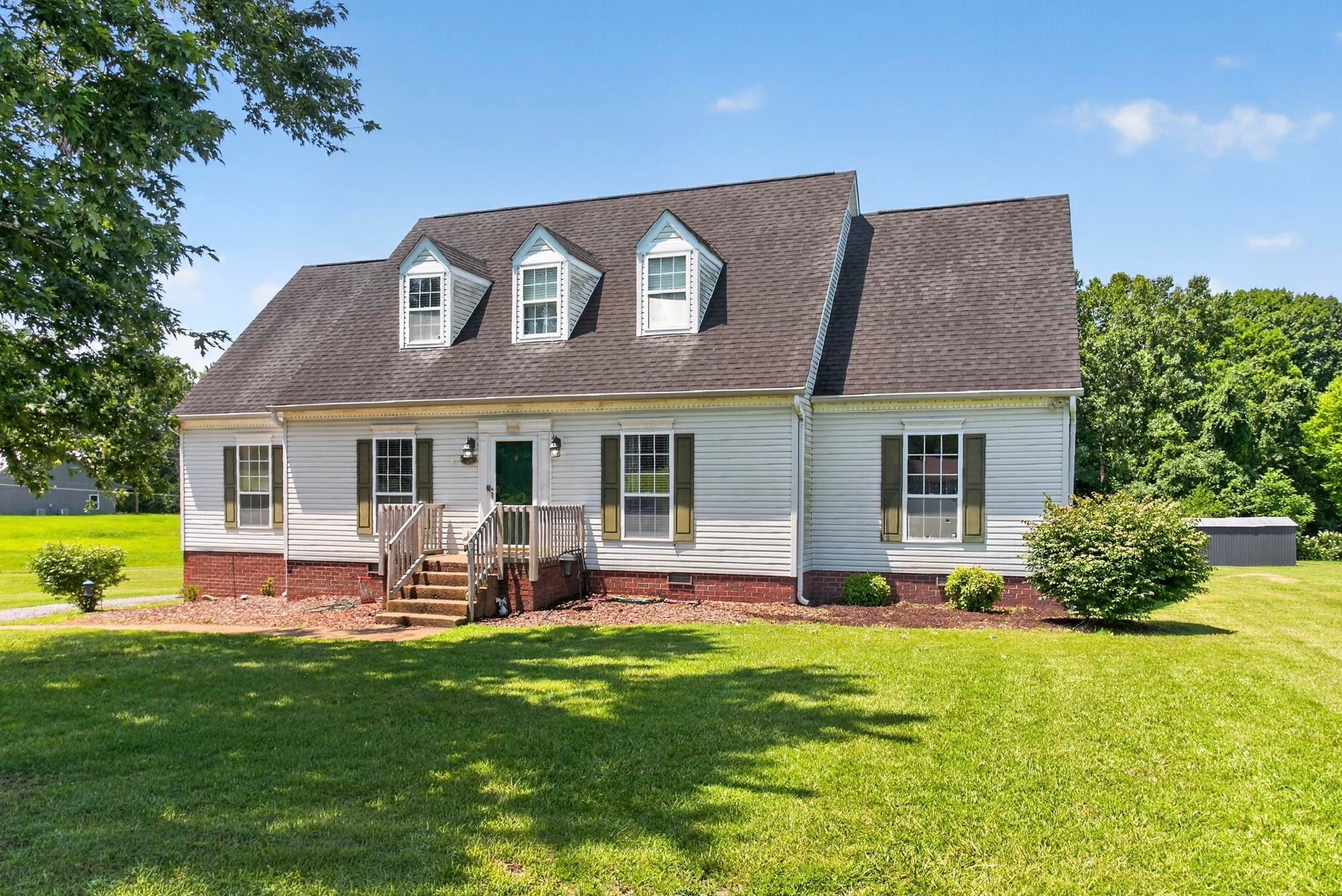 2558 S Mount Pleasant Rd - Photo 2