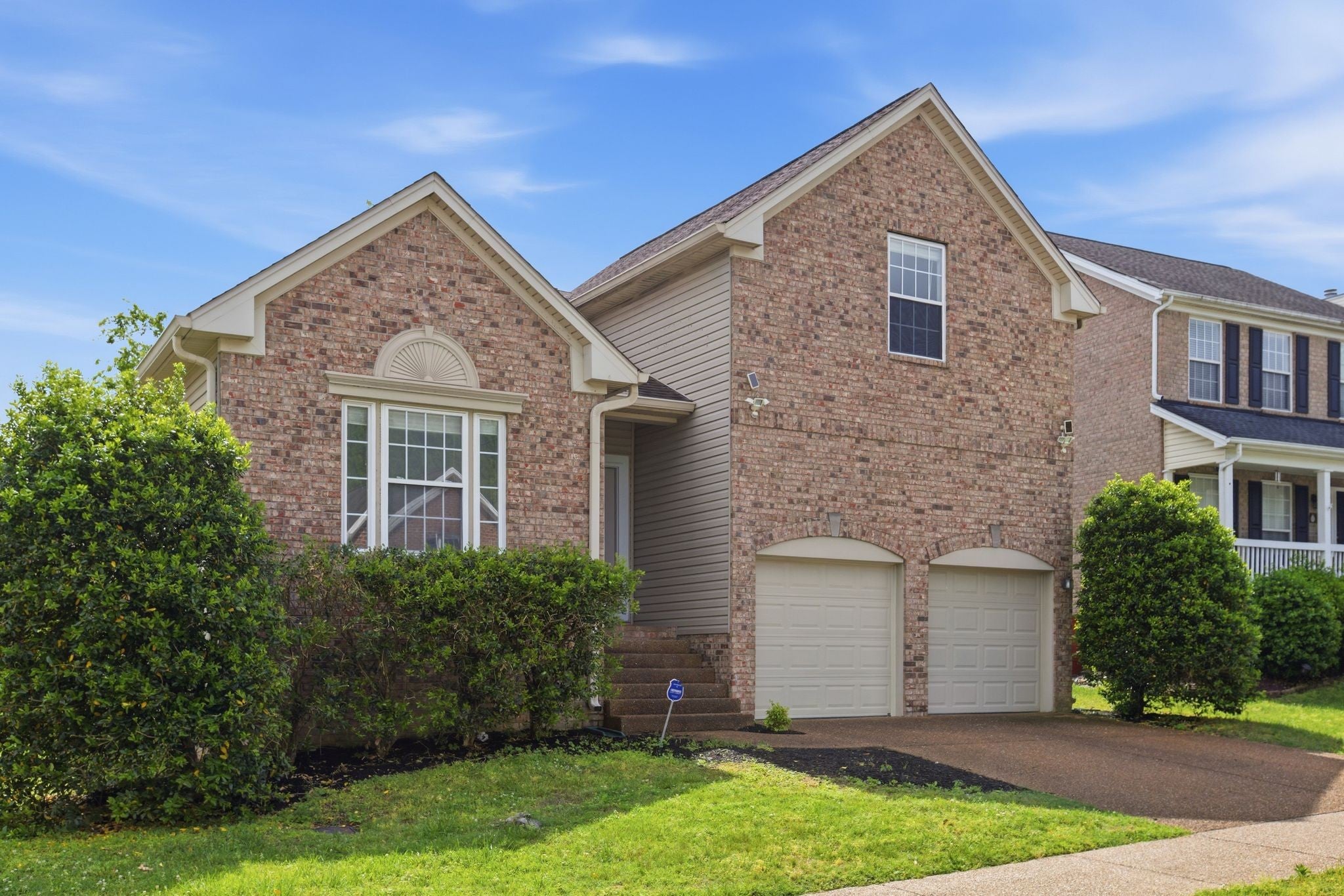 1264 W Running Brook Rd
