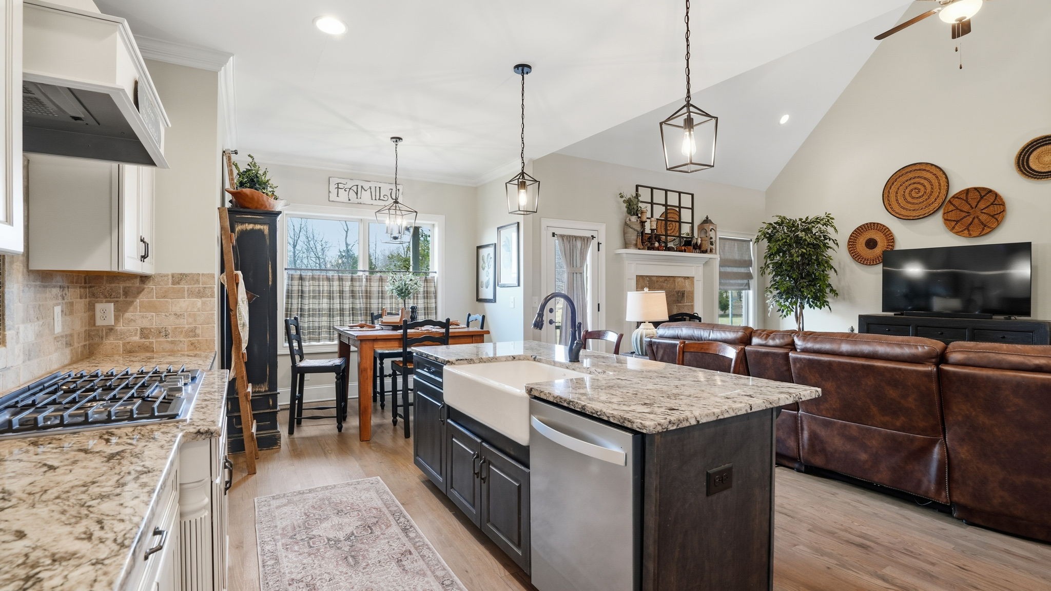 4282 Coles Ferry Pike