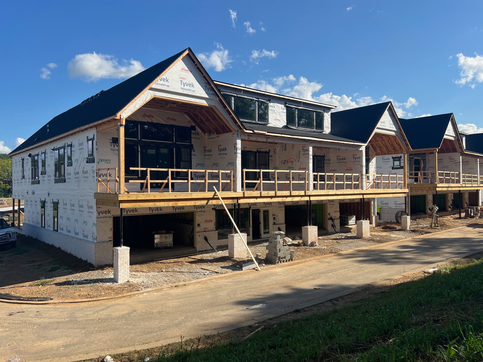 2056 Conductor Ln