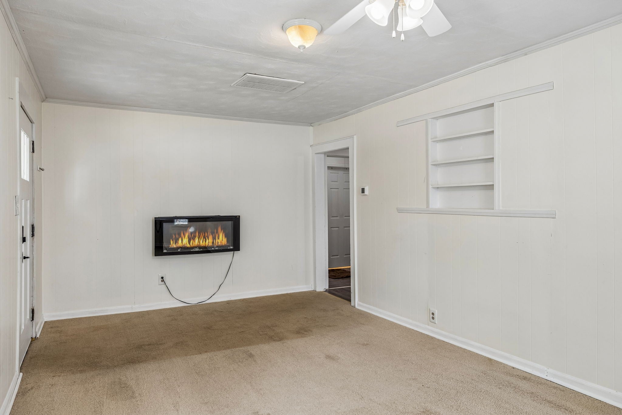 305 Eugene Rd