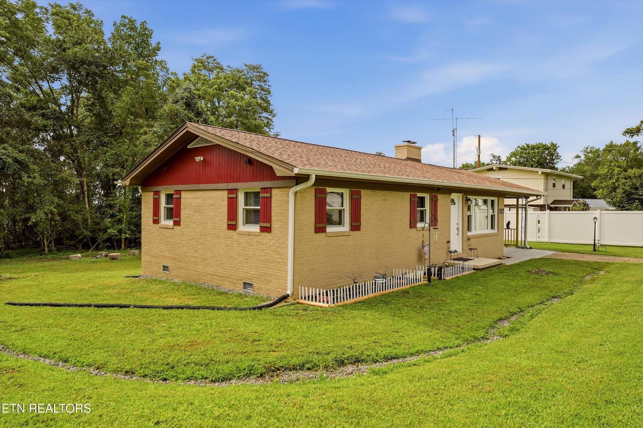 103 Independence Lane