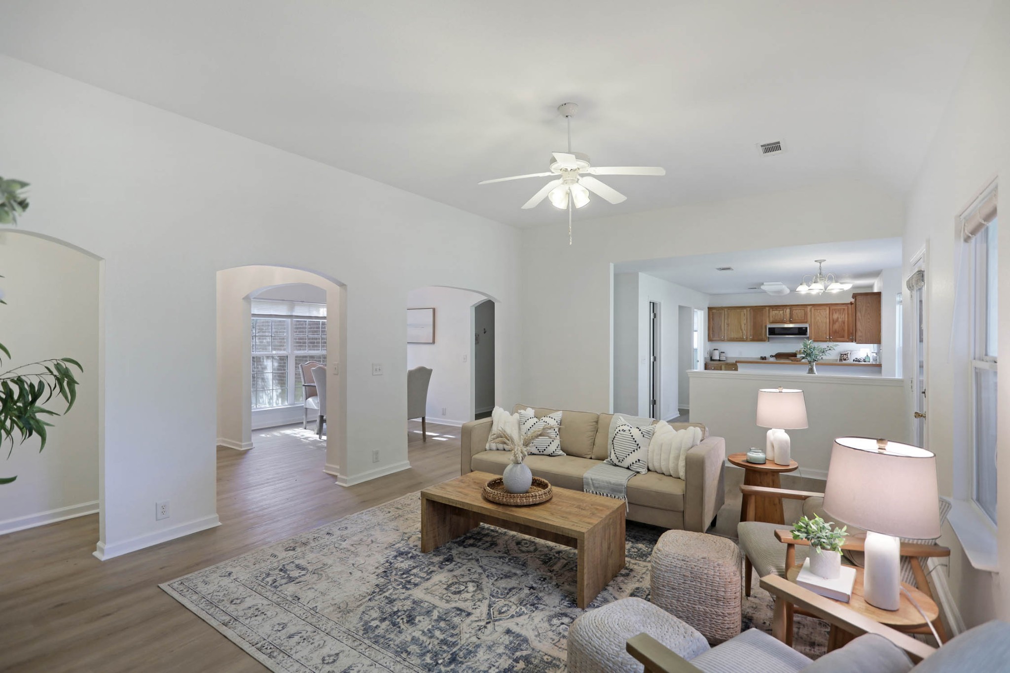 221 Foster Dr
