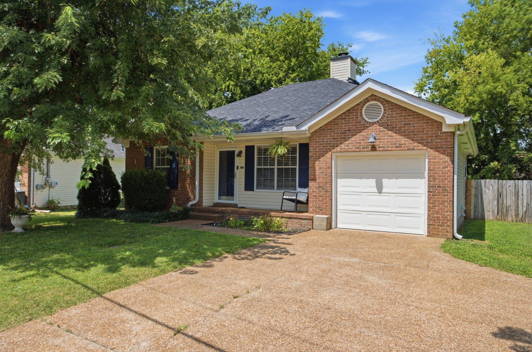 365 N Birchwood Dr