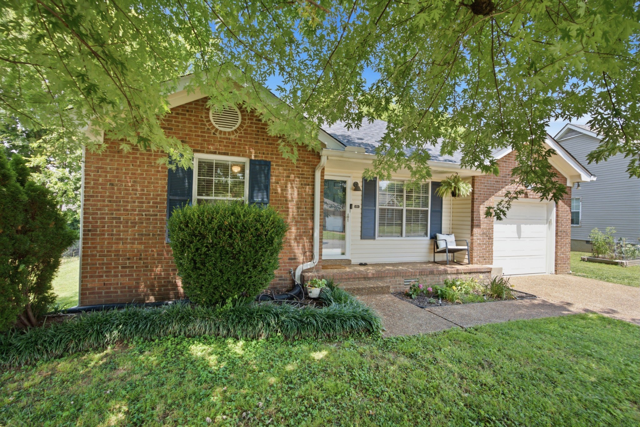 365 N Birchwood Dr