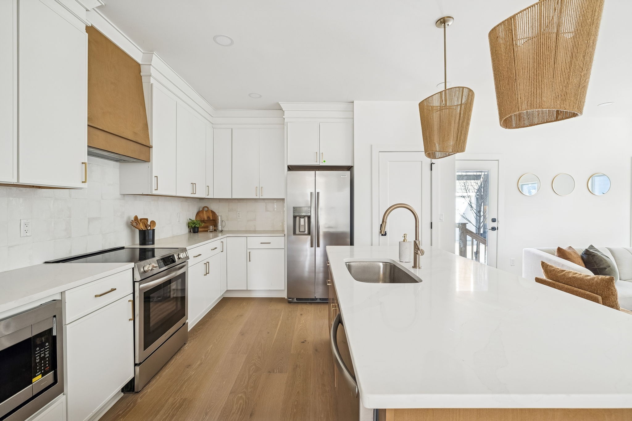 4C Belle Forrest Ave