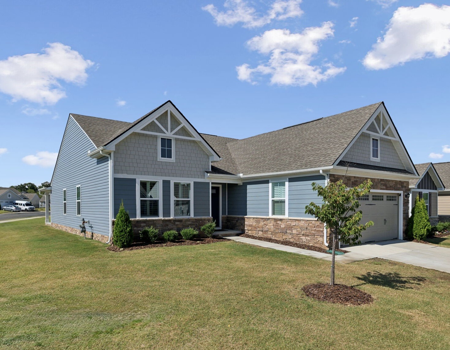 381 Streamview Dr