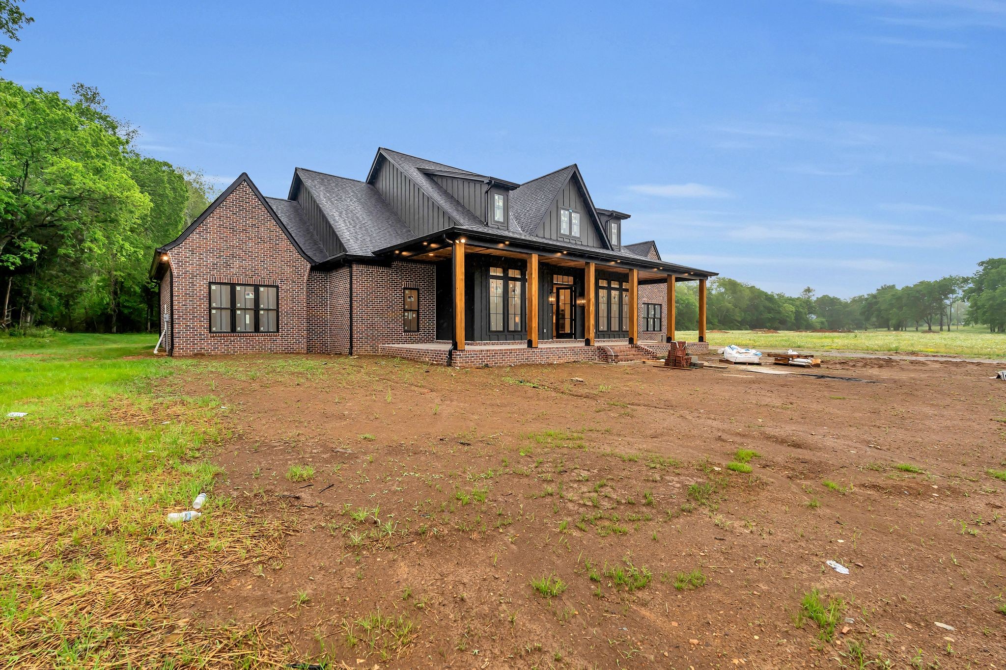 330 Canna Dr