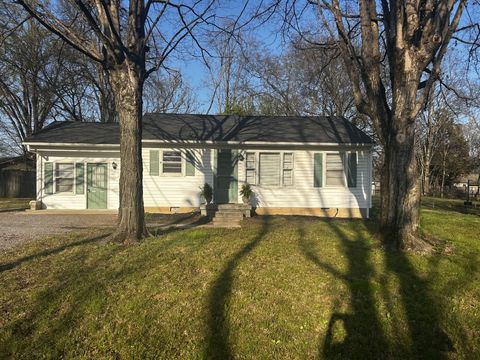 Photo of 502 Harpeth Dr, Franklin, TN 37064 (MLS # 3166473)