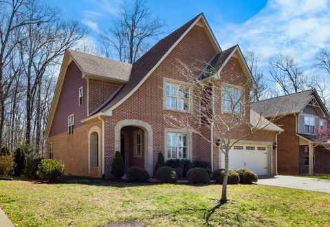 205 Birnam Wood Trce Clarksville TN 37043
