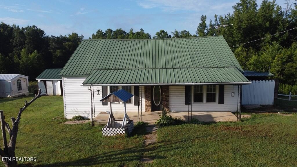 7224 Thomas Twin Oaks Rd