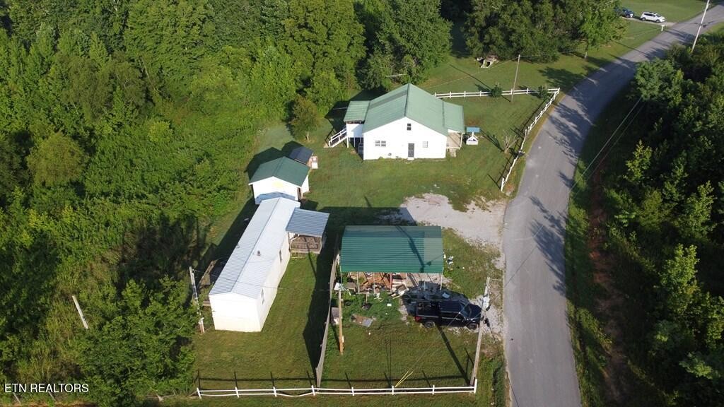 7224 Thomas Twin Oaks Rd