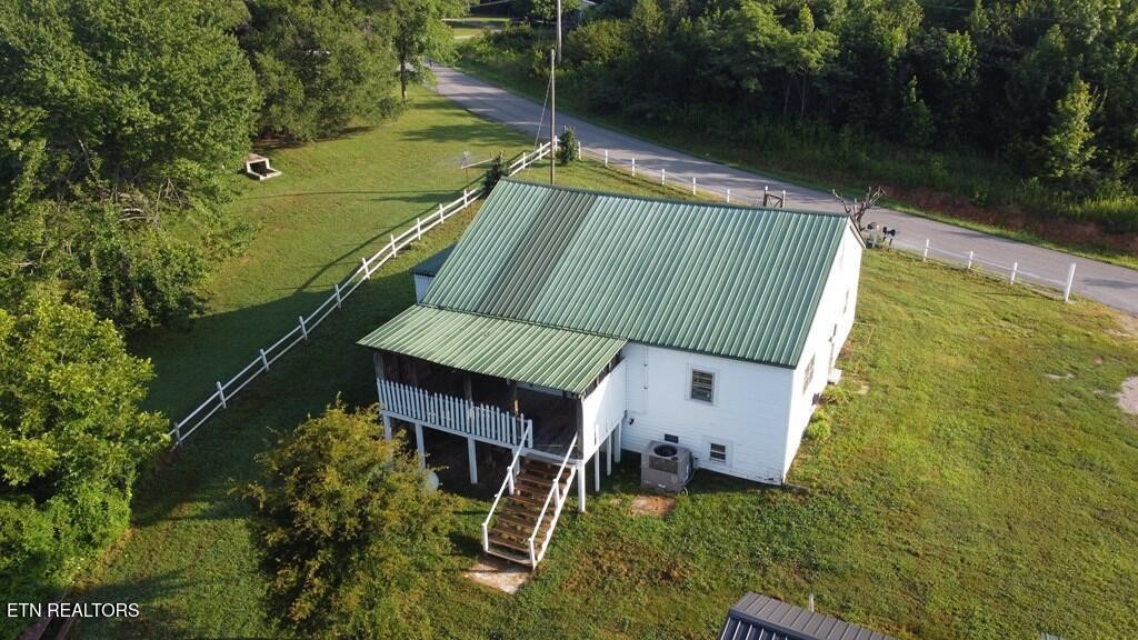 7224 Thomas Twin Oaks Rd