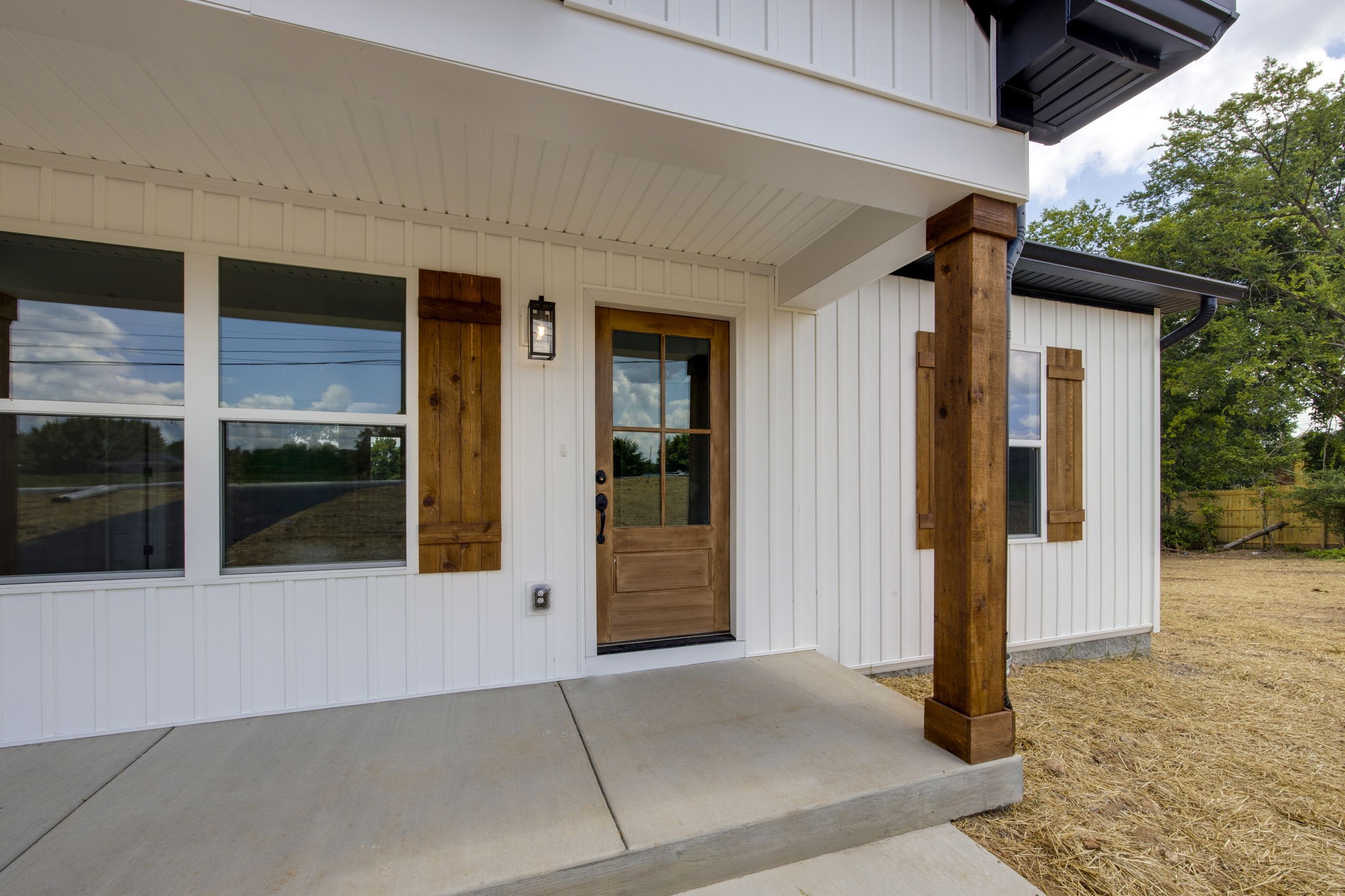 1015 Landing Lane