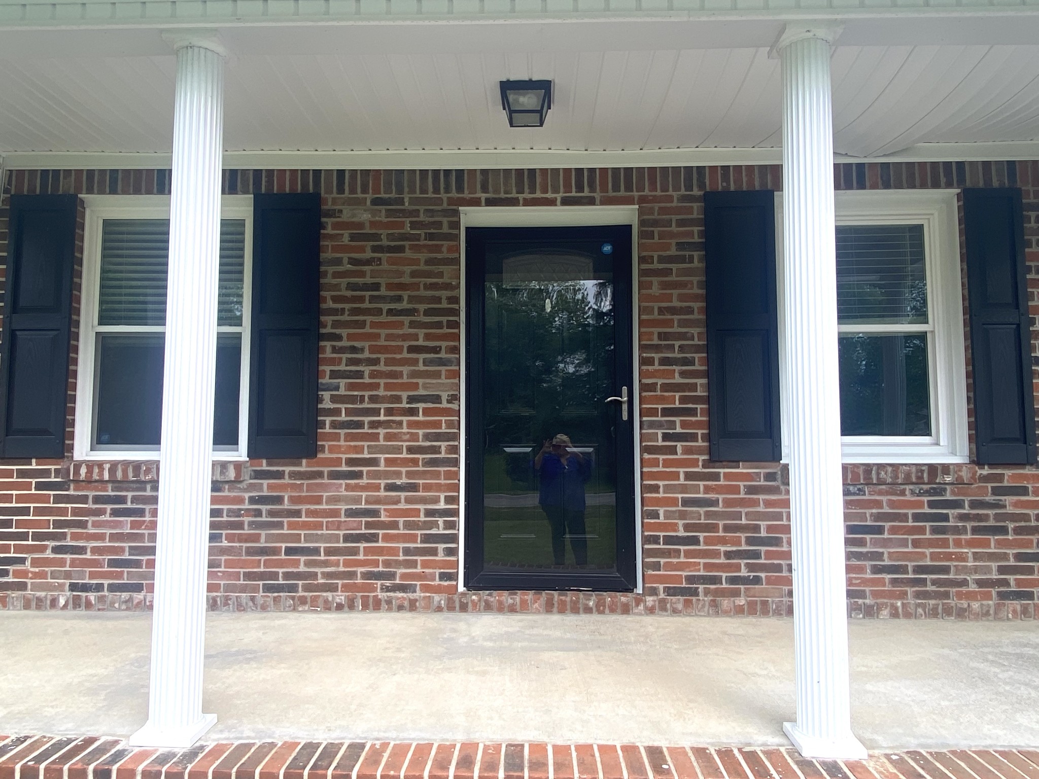 148 Shawna Ln