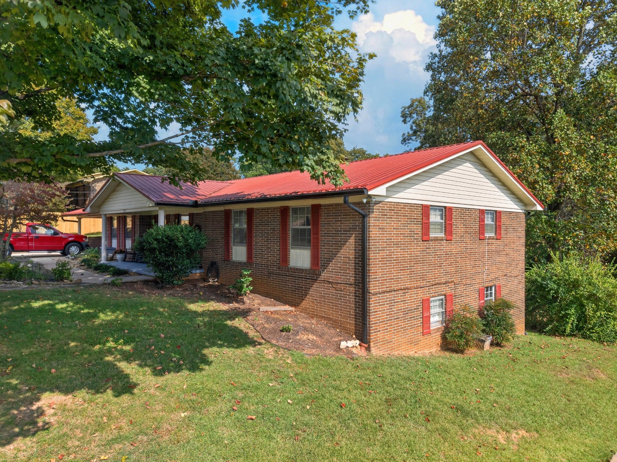 3523 Wedgewood Dr
