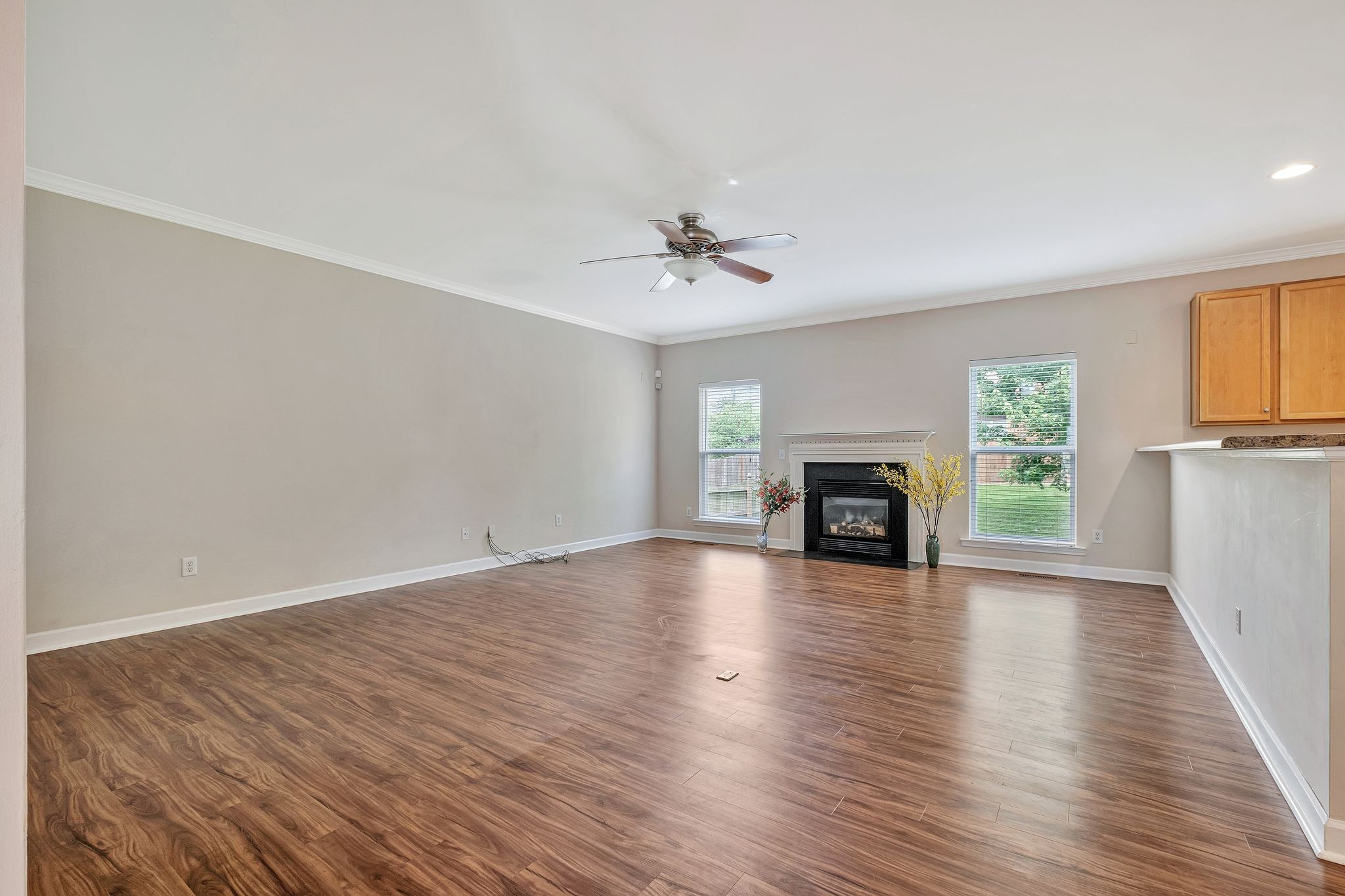 Franklin, Tennessee 37067, United States, 5 Bedrooms Bedrooms, ,3 BathroomsBathrooms,Residential,Pending,135617