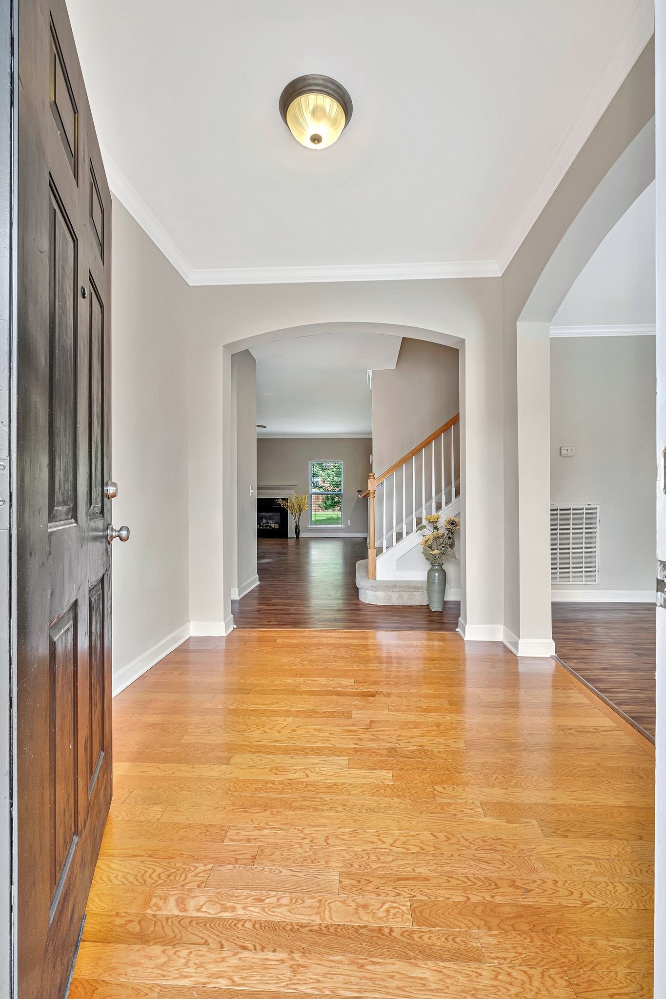 Franklin, Tennessee 37067, United States, 5 Bedrooms Bedrooms, ,3 BathroomsBathrooms,Residential,Pending,135617