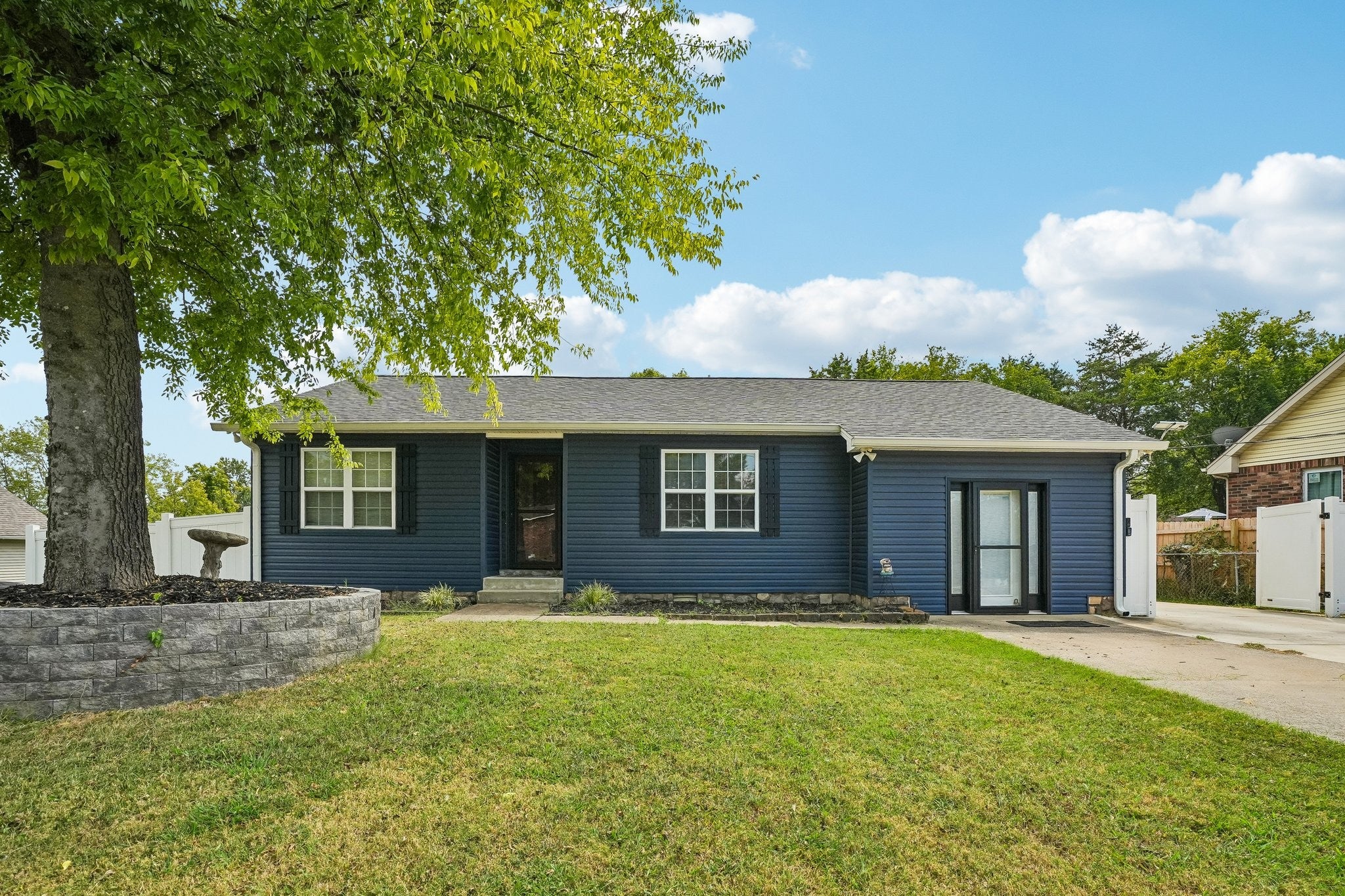 1124 Nelson Dr