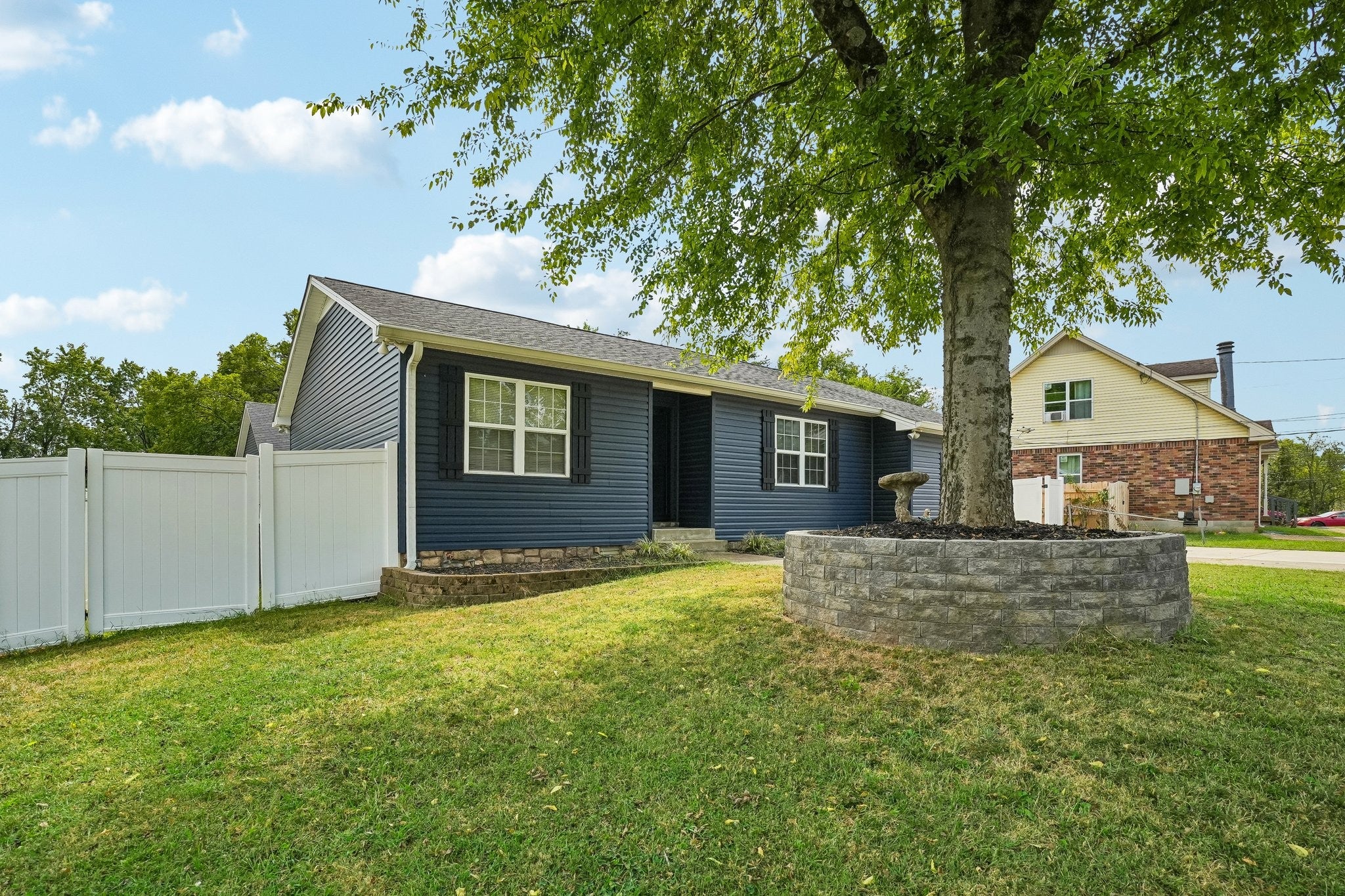1124 Nelson Dr