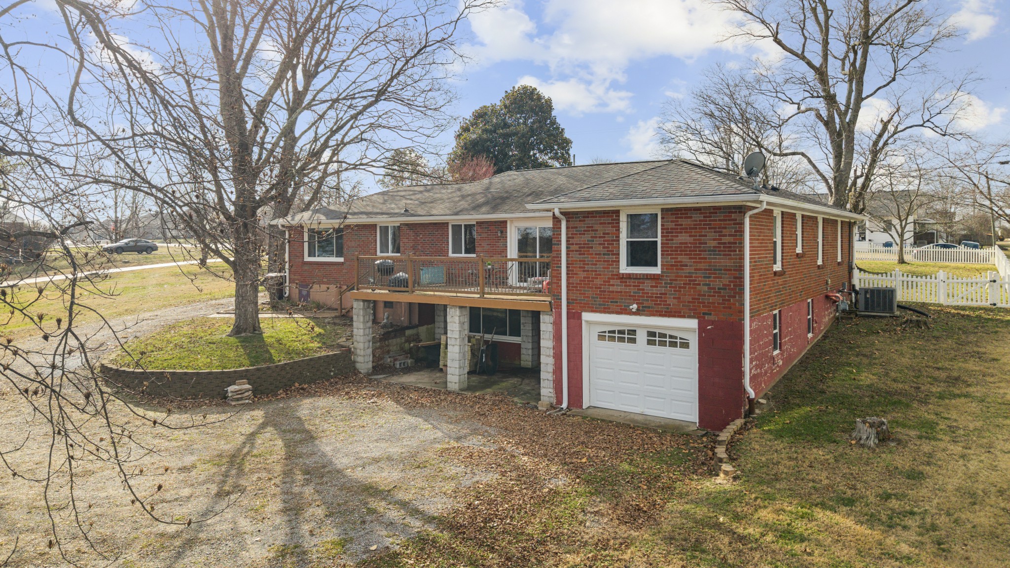 Old Hickory, Tennessee, 37138, United States, 4 Bedrooms Bedrooms, ,2 BathroomsBathrooms,Residential,Active,2008731