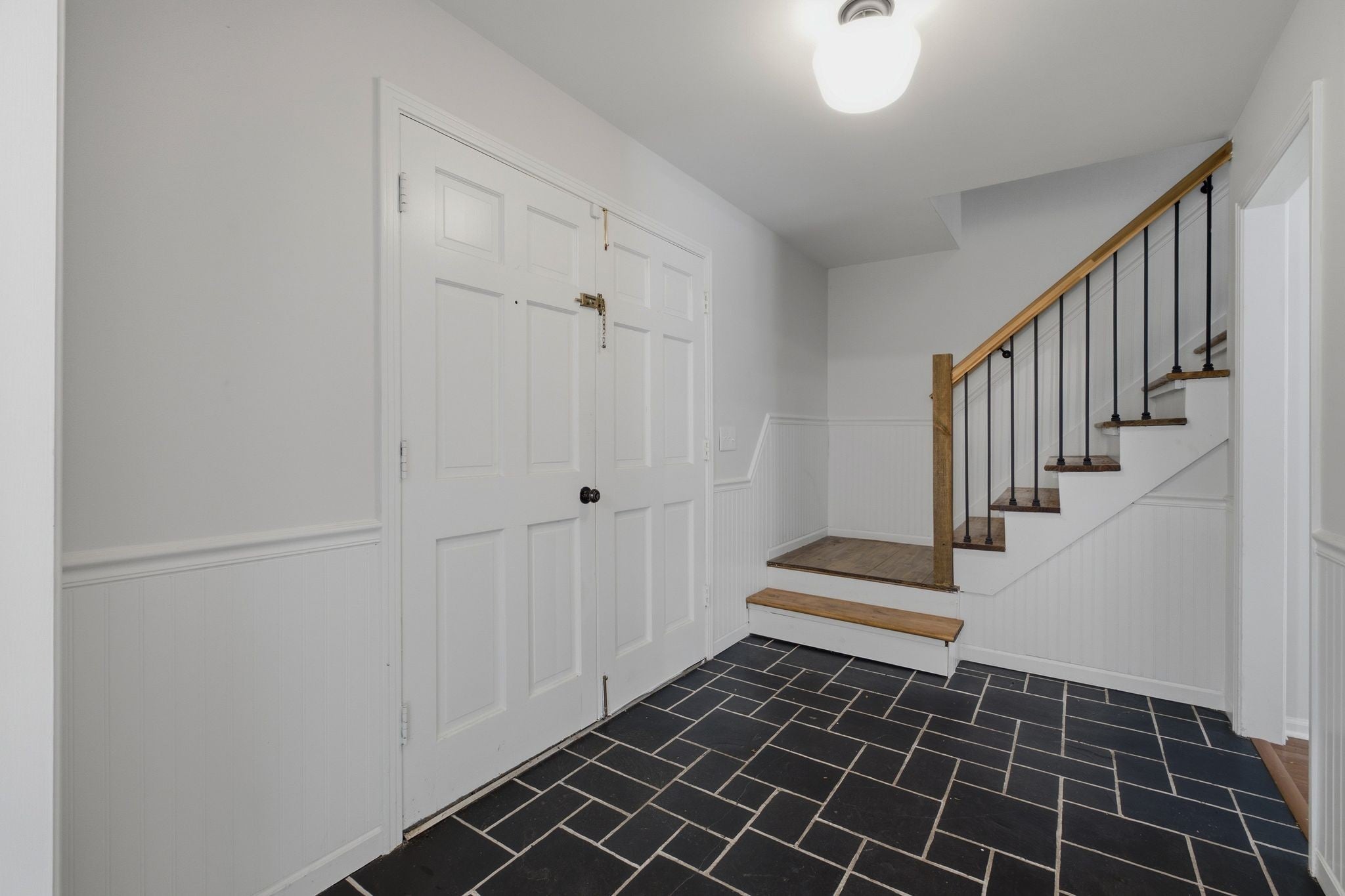 1303 General McArthur Dr