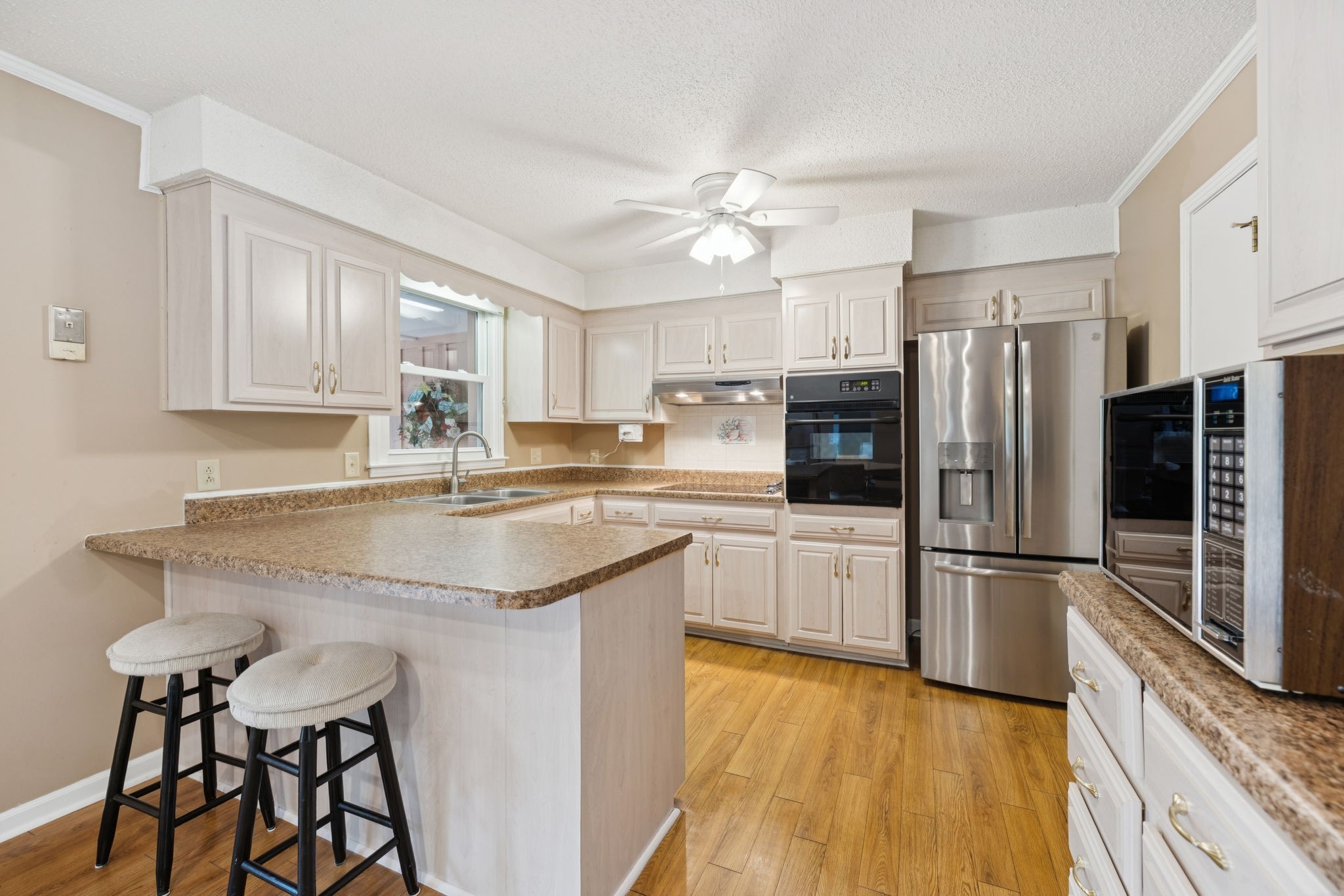 230 Savely Dr