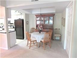 258 Hillsboro Pl, Nashville TN 37215 2-bed condo, photo 4 of 16