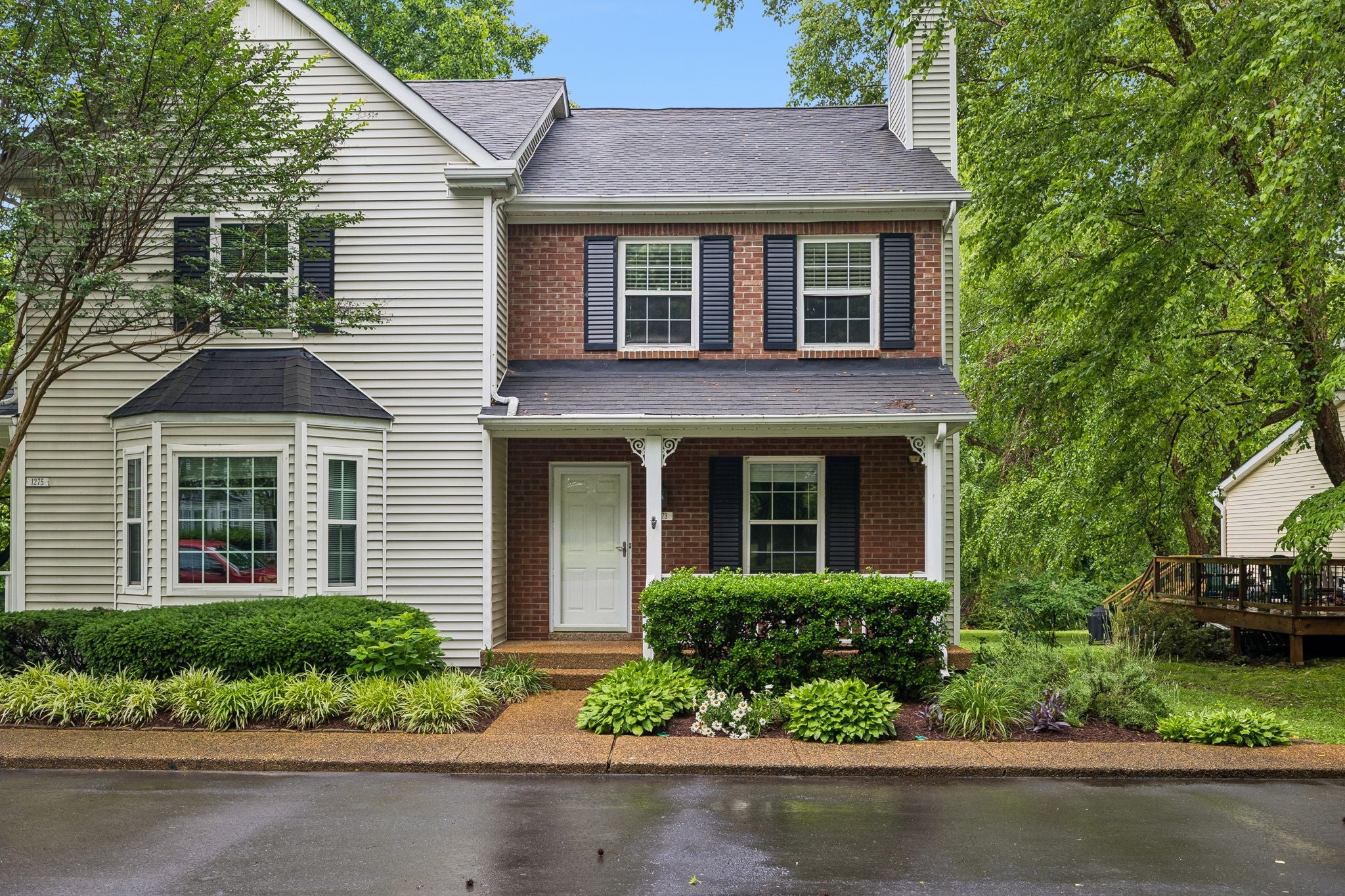 2-bed condo for sale in Franklin, TN 37064, 1273 Carriage Park Dr 1273 Carriage Park Dr, Franklin TN 37064 2-bed condo, photo 1 of 37