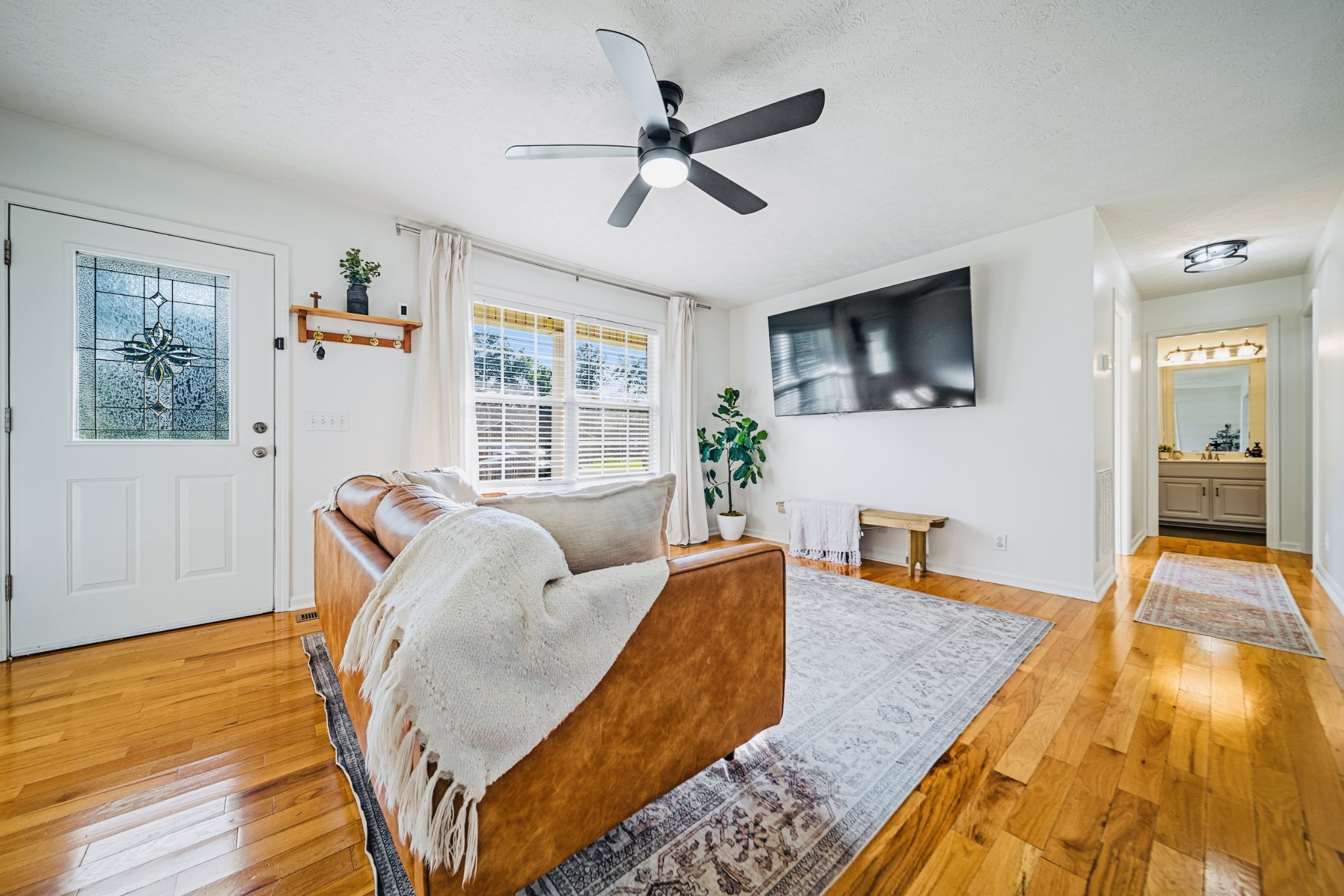 335 Oak Hollow Rd