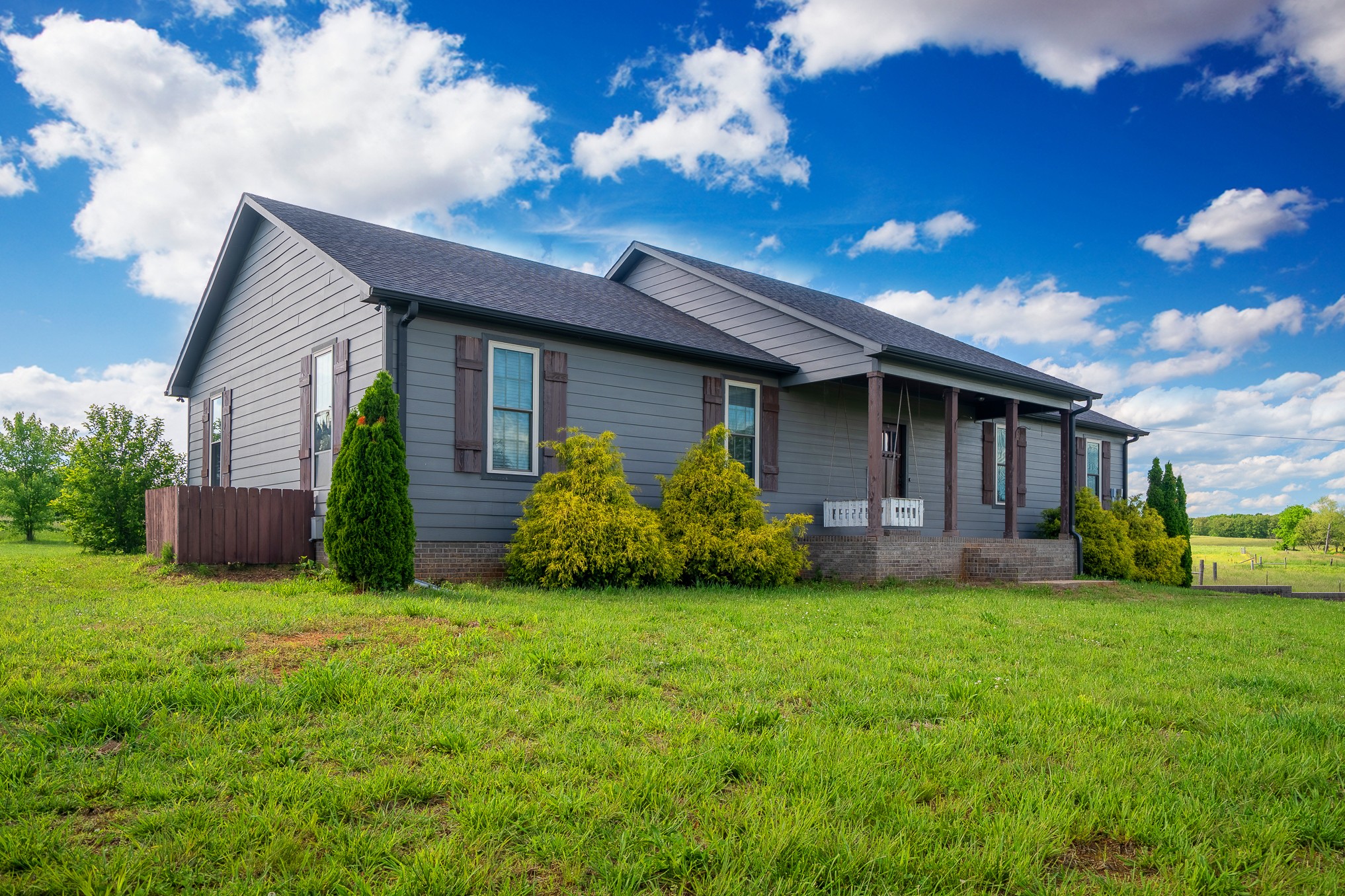 82 Staggs Rd