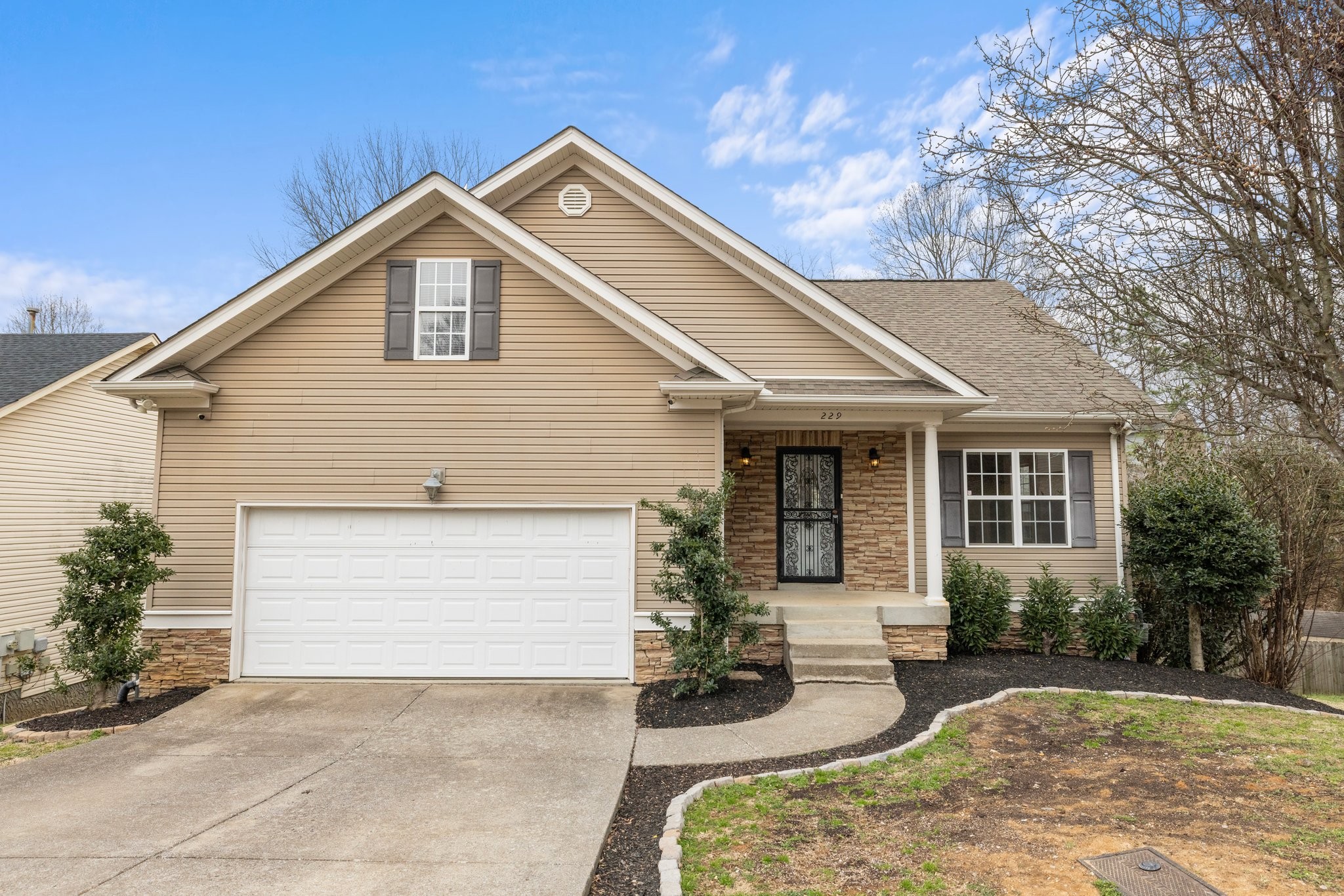 229 Woodmaker Ct