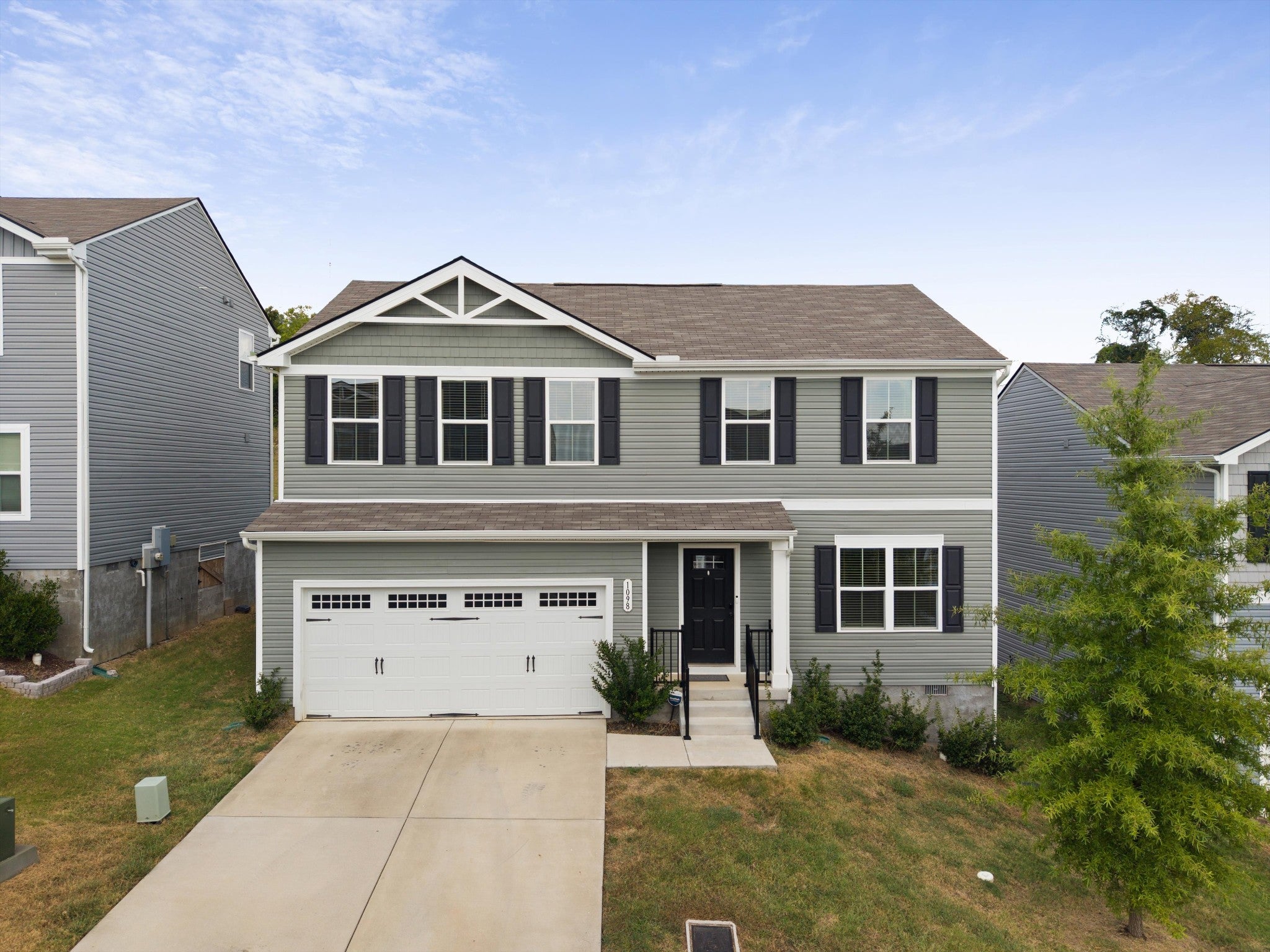 4-bed listing at 1098 Cone Blvd, Nashville