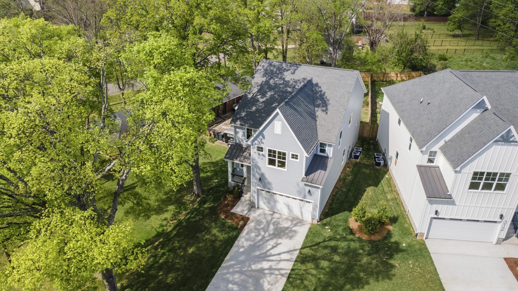 5-bed listing at 310 Mckennell Dr, Nashville
