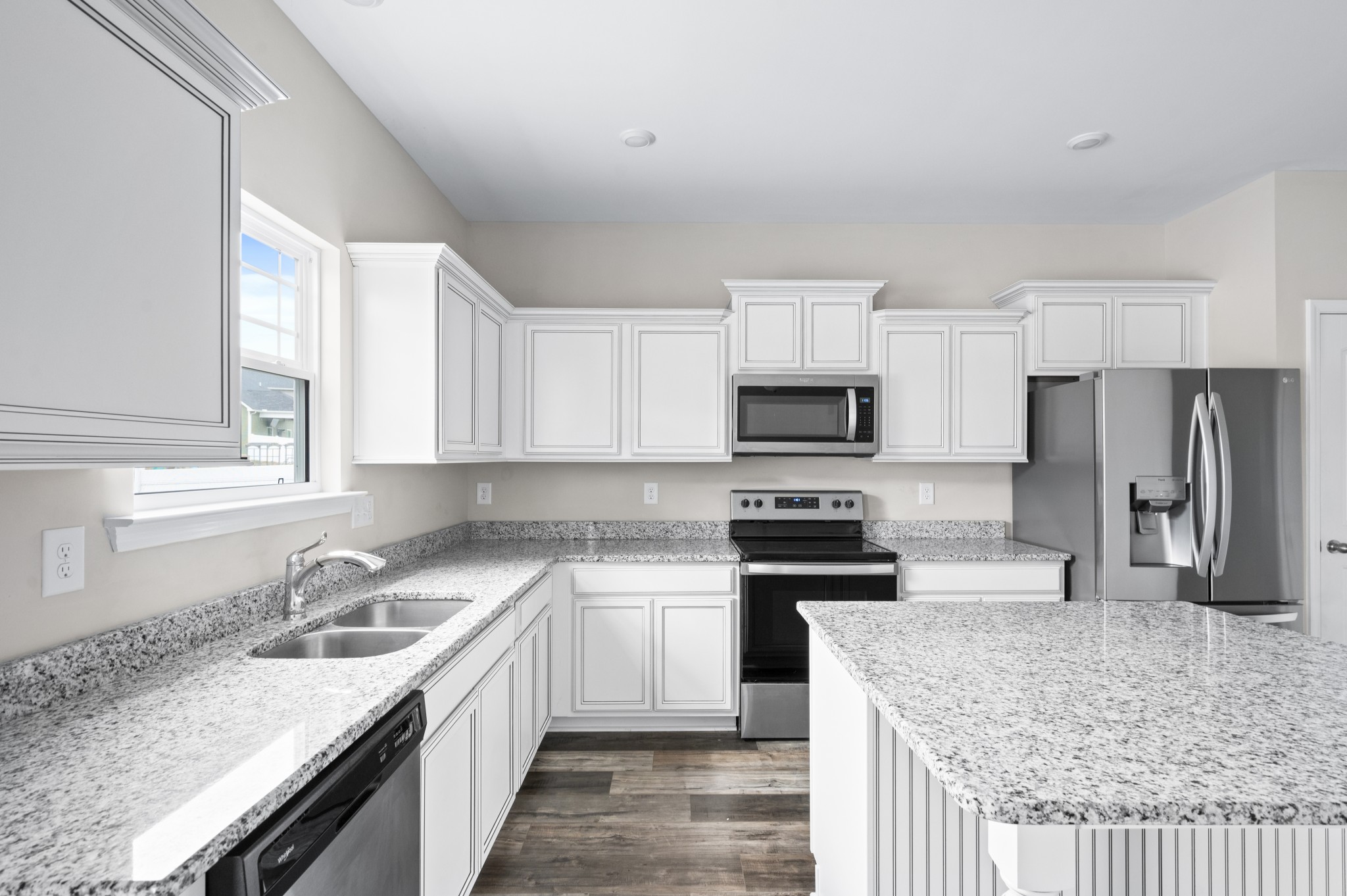 Spring Hill, Tennessee 37174, United States, 3 Bedrooms Bedrooms, ,3 BathroomsBathrooms,Residential,Active,98296