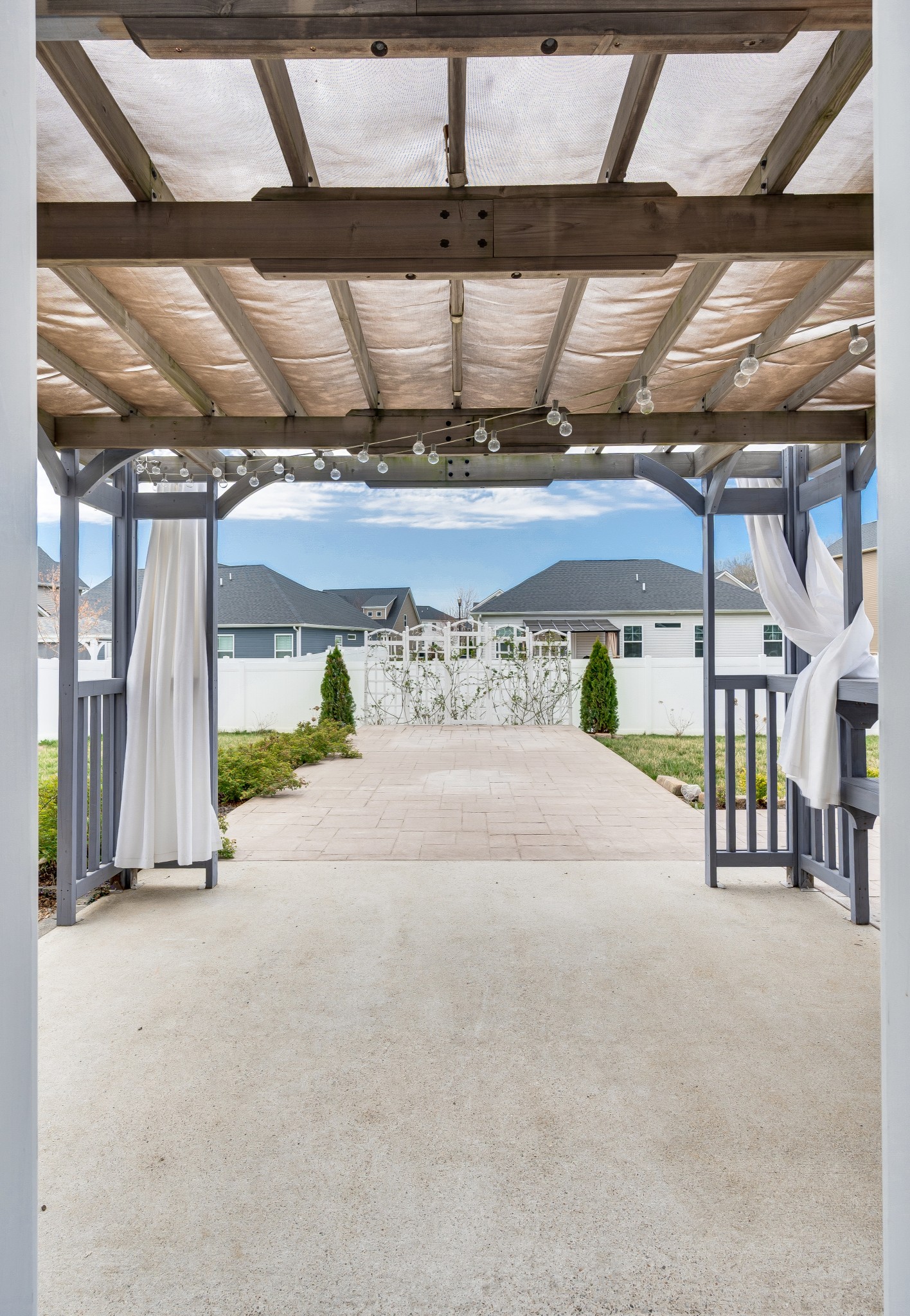 Spring Hill, Tennessee 37174, United States, 3 Bedrooms Bedrooms, ,3 BathroomsBathrooms,Residential,Active,98296