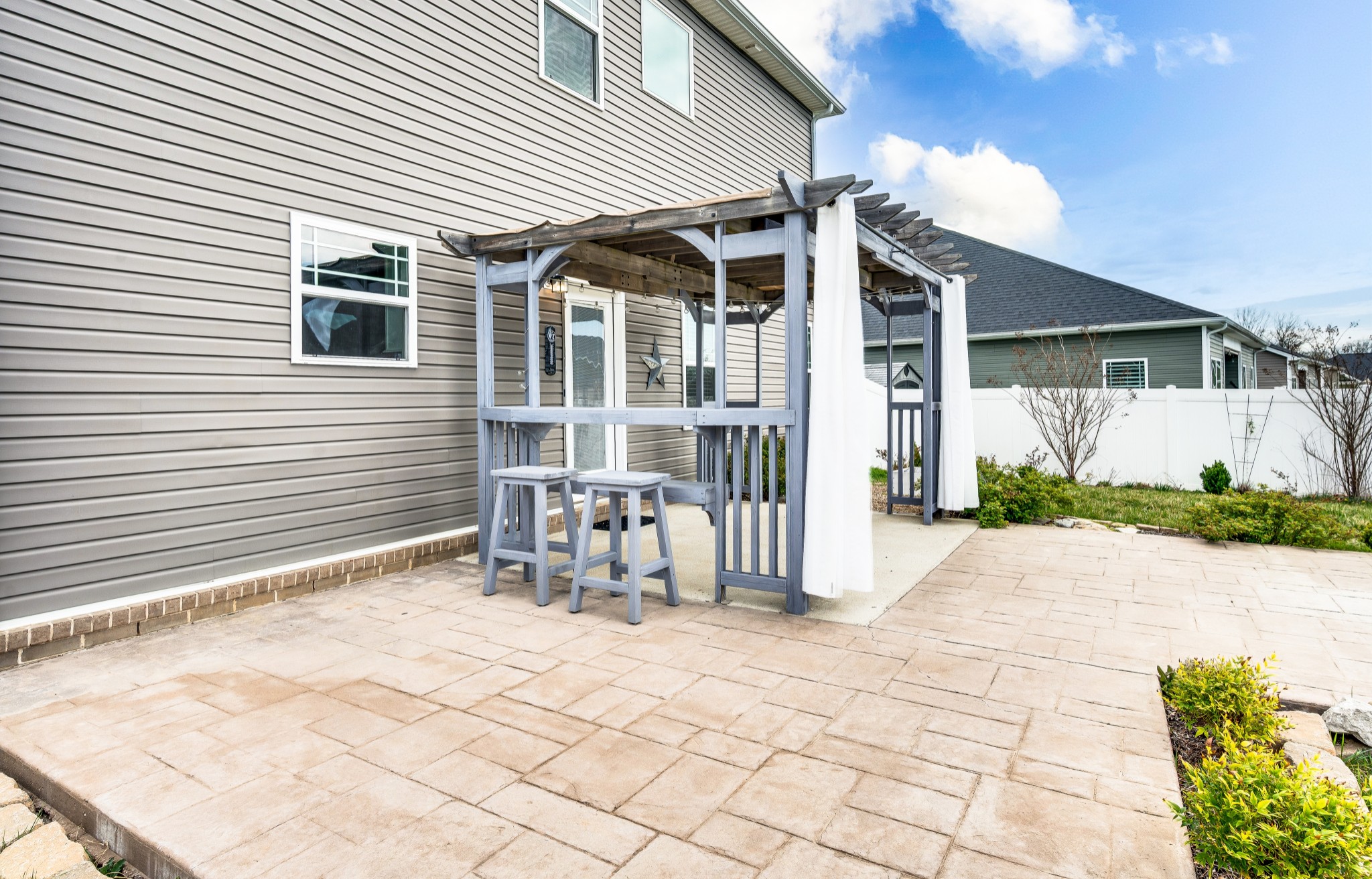 Spring Hill, Tennessee 37174, United States, 3 Bedrooms Bedrooms, ,3 BathroomsBathrooms,Residential,Active,98296