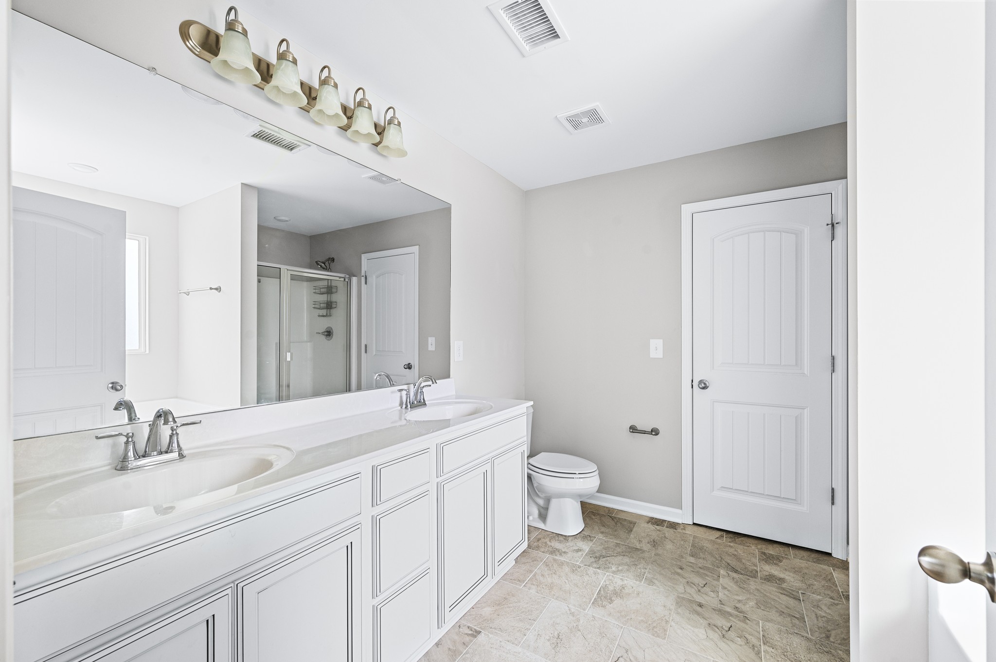 Spring Hill, Tennessee 37174, United States, 3 Bedrooms Bedrooms, ,3 BathroomsBathrooms,Residential,Active,98296