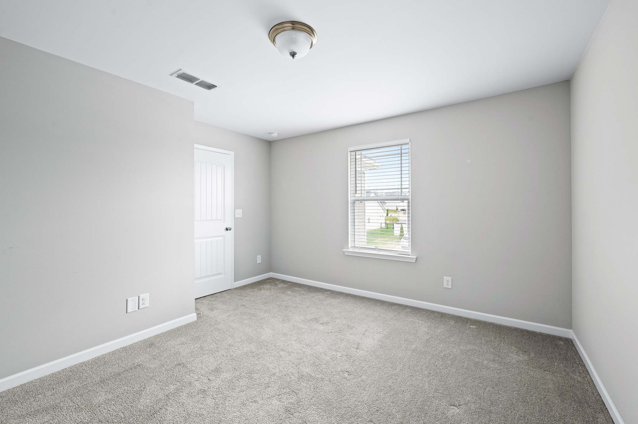 Spring Hill, Tennessee 37174, United States, 3 Bedrooms Bedrooms, ,3 BathroomsBathrooms,Residential,Active,98296