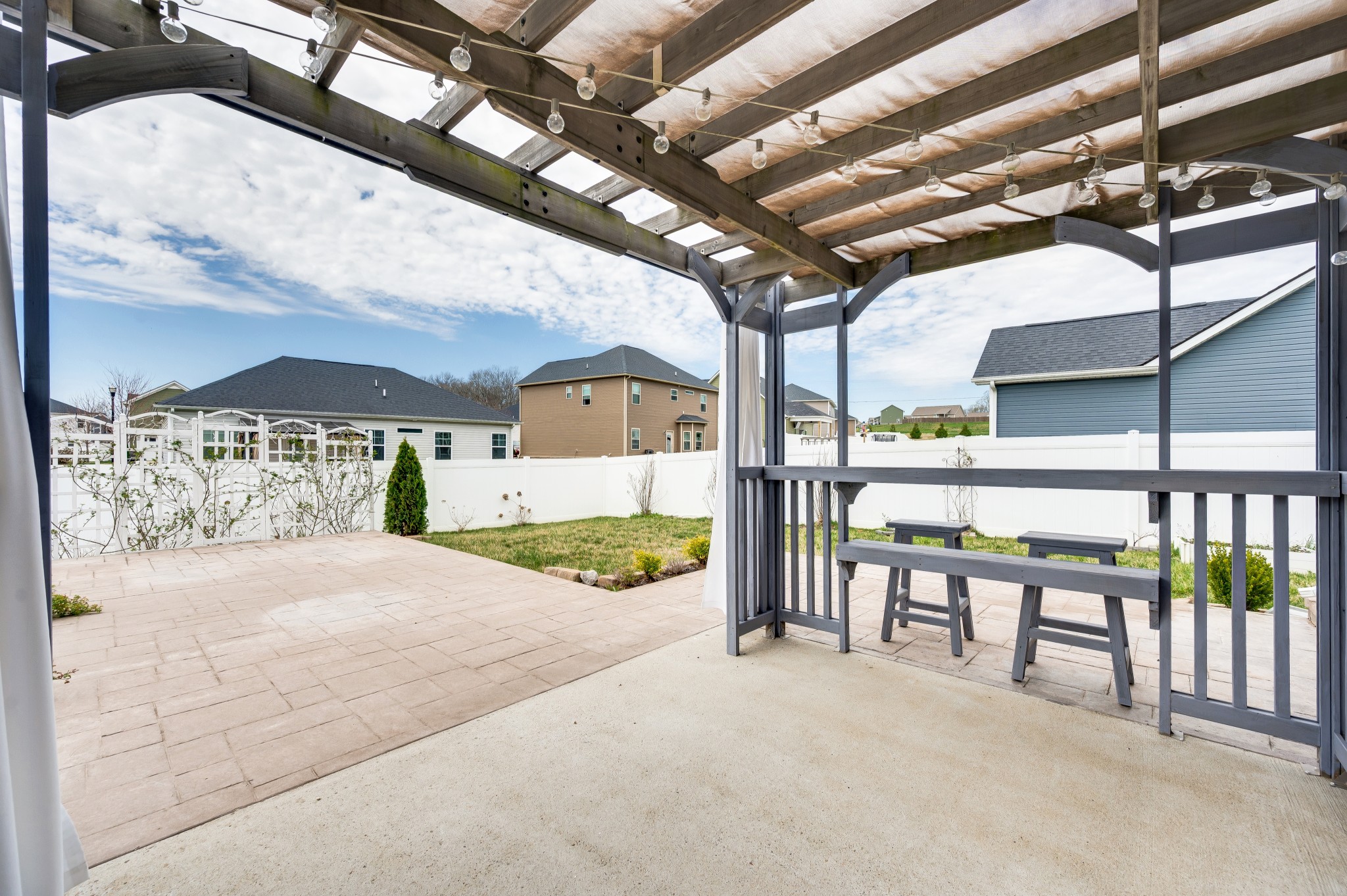 Spring Hill, Tennessee 37174, United States, 3 Bedrooms Bedrooms, ,3 BathroomsBathrooms,Residential,Active,98296