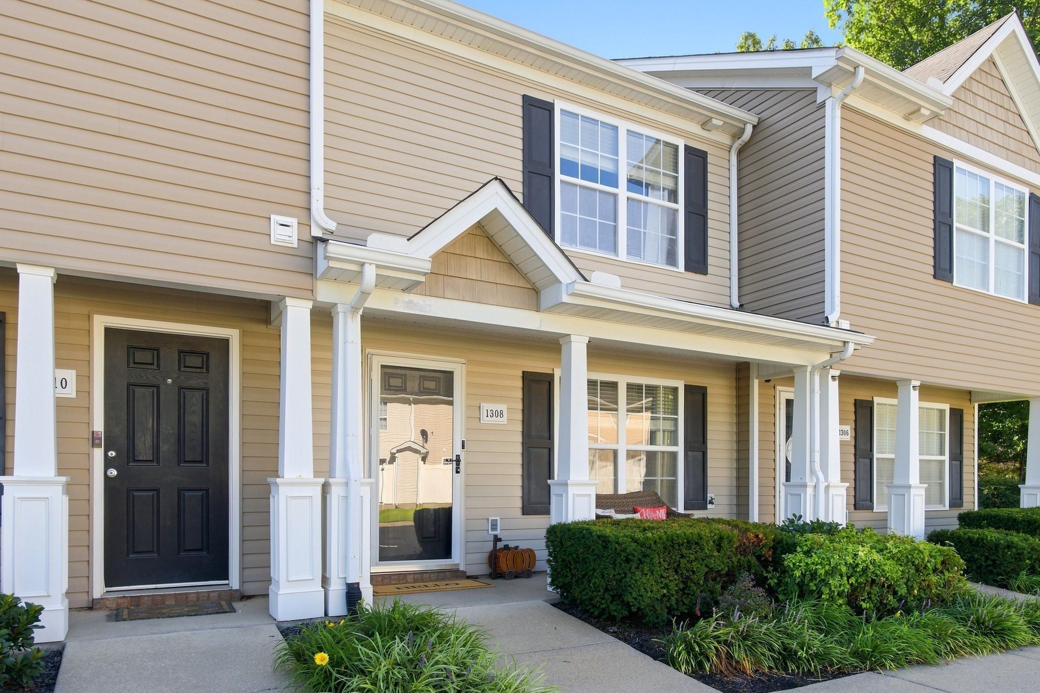 1308 Bunny Ct