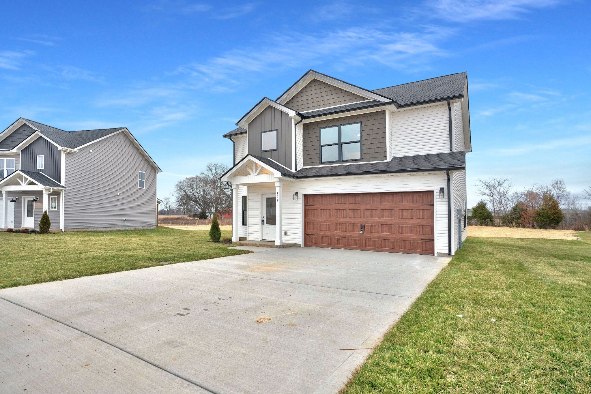 82 Fox Dr