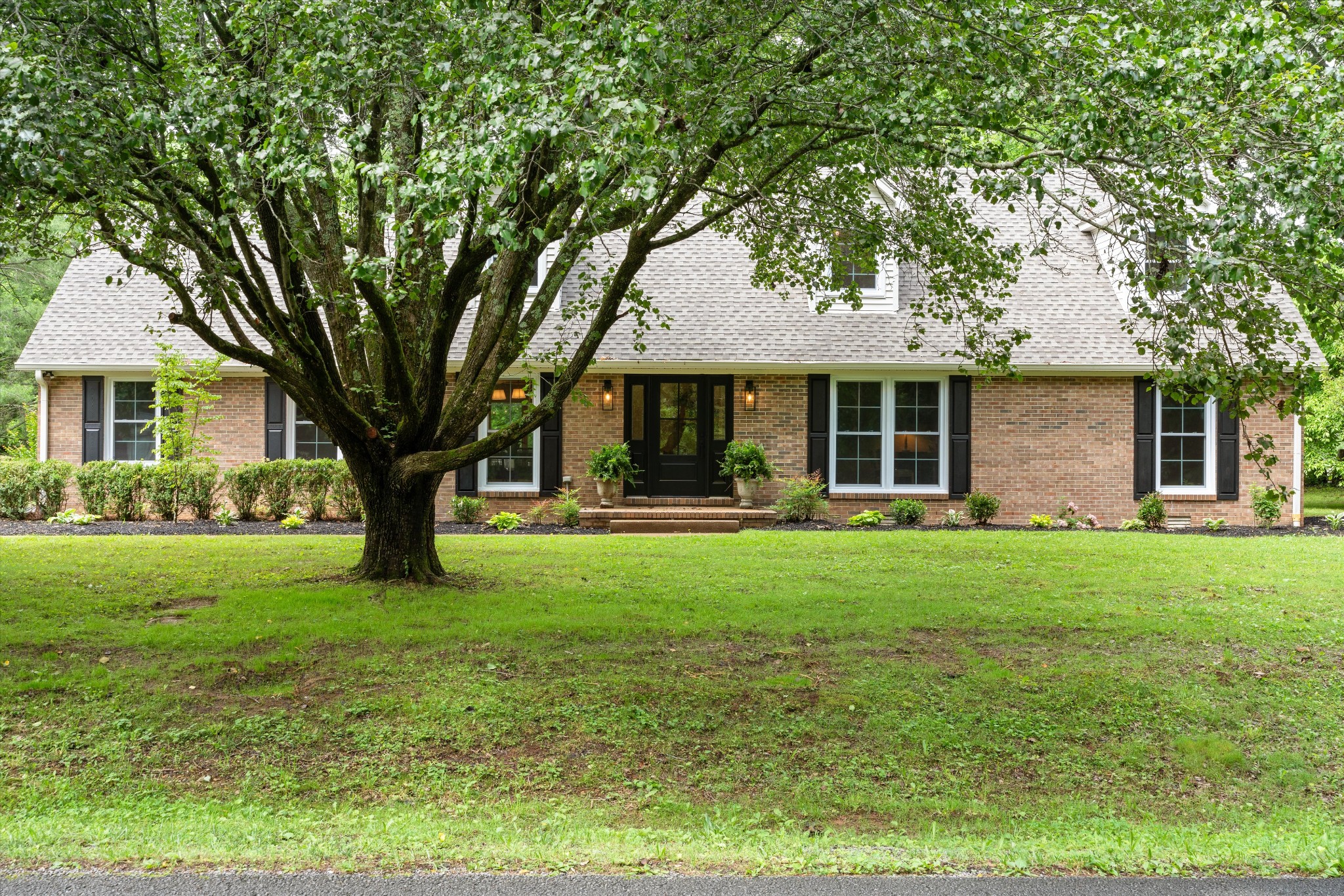4900 Chesterfield Dr