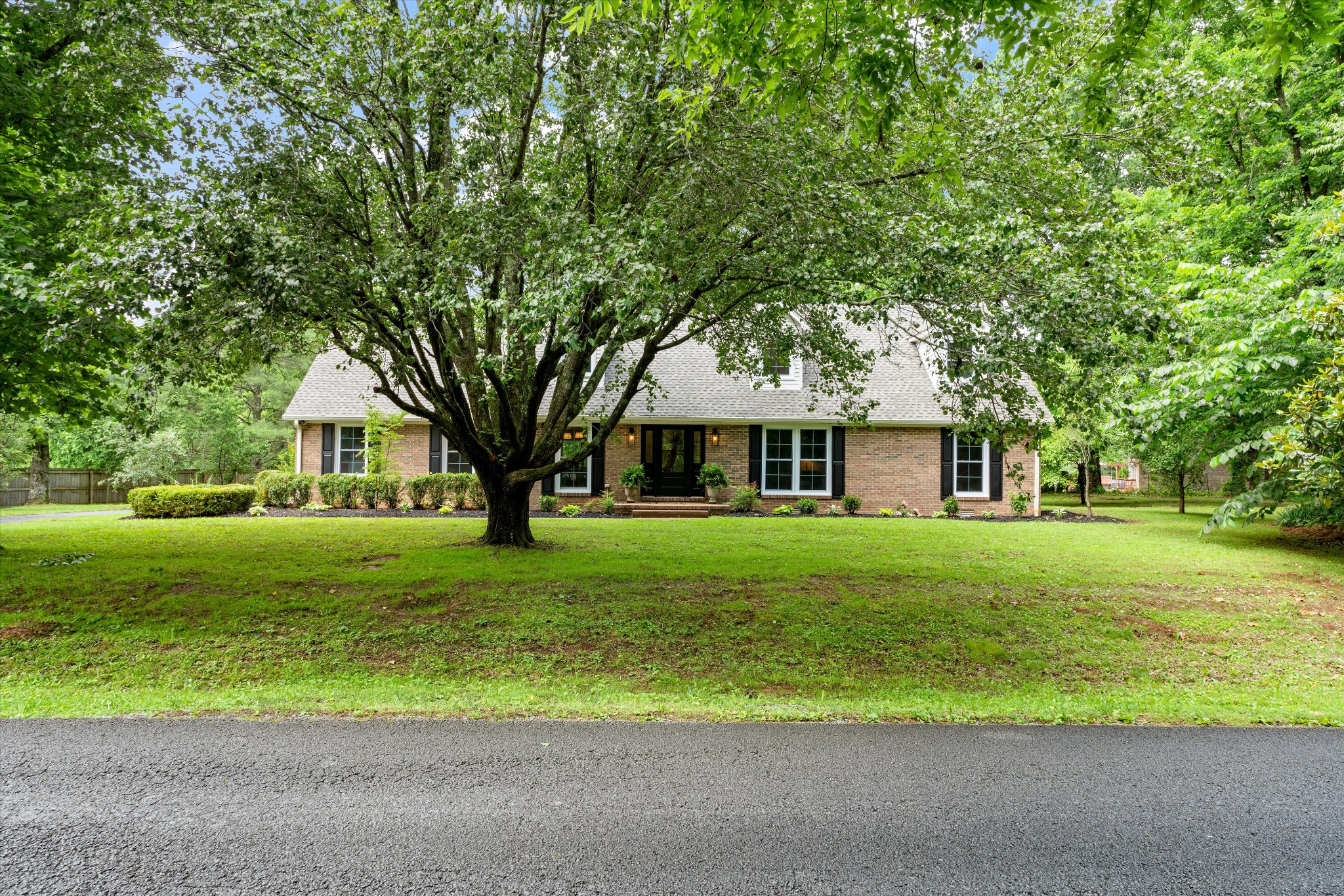 4900 Chesterfield Dr