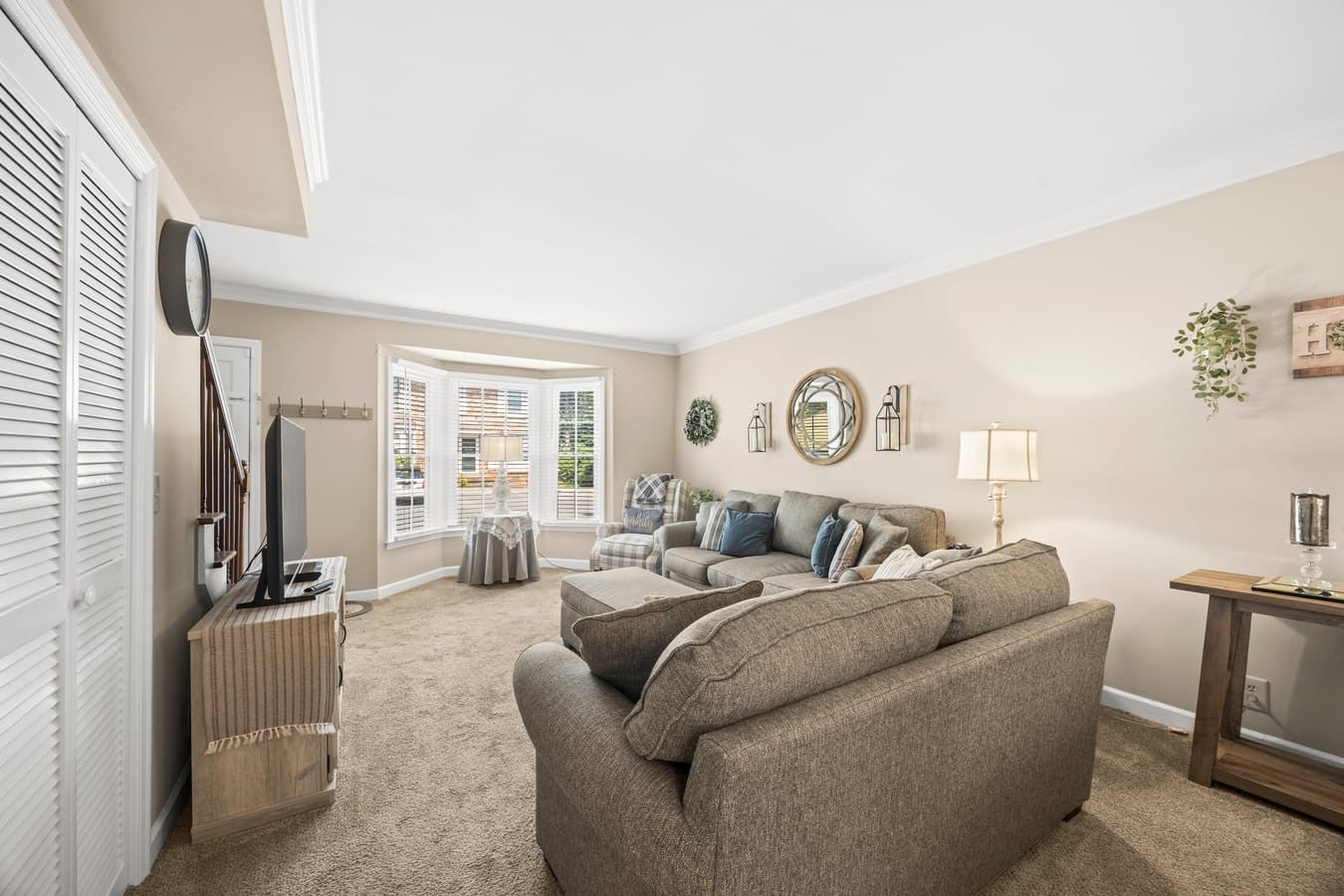 507 Hickory Villa Dr