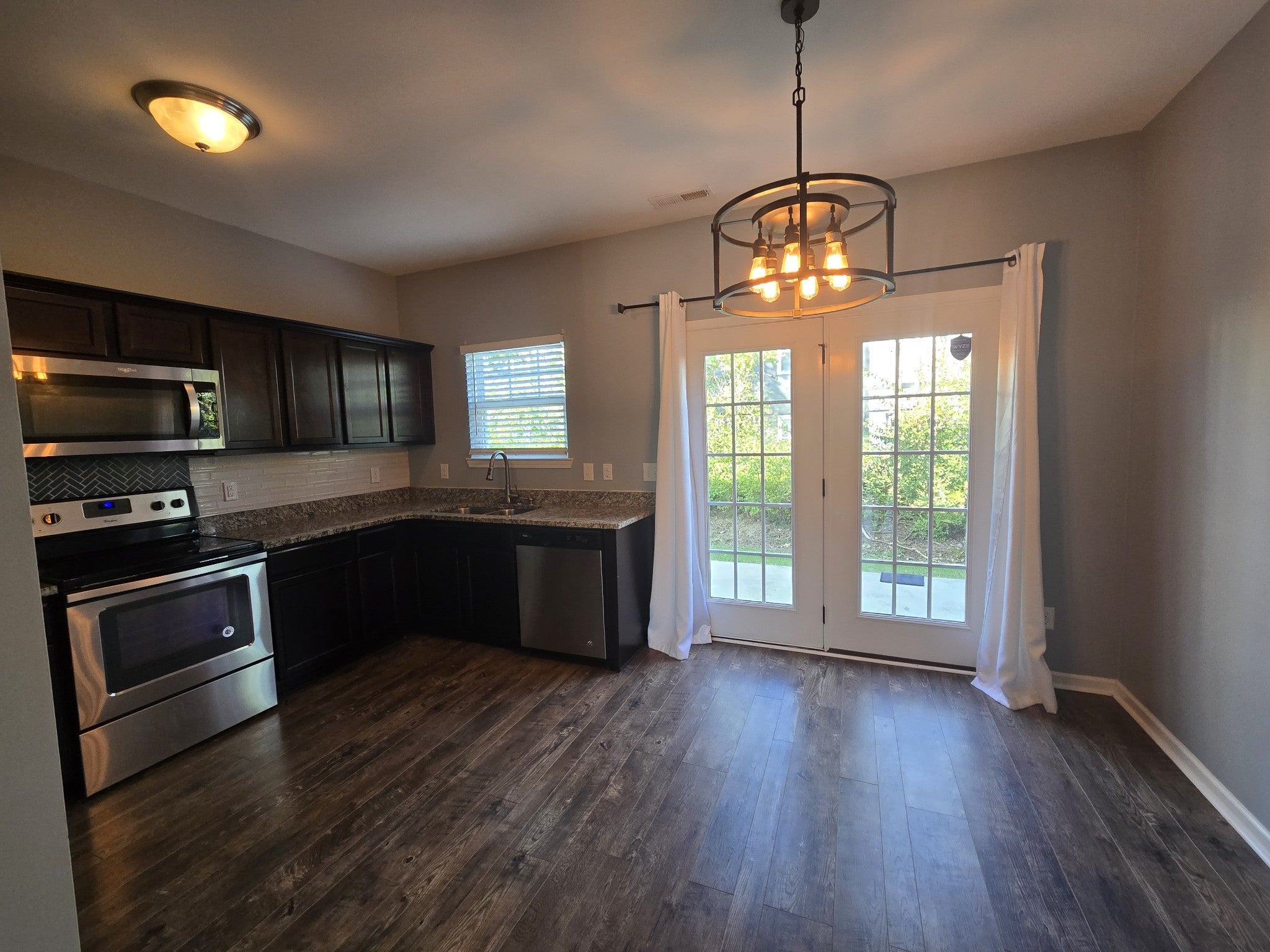 220 Jenna Lee Cir, Madison TN 37115 2-bed home, photo 5 of 16