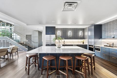 600 12th Ave S 722 Nashville TN 37203