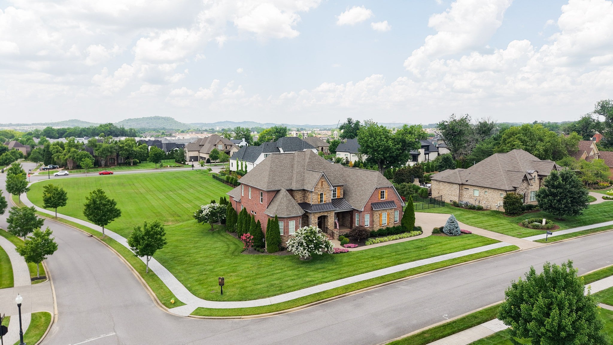 1260 Potter Ln