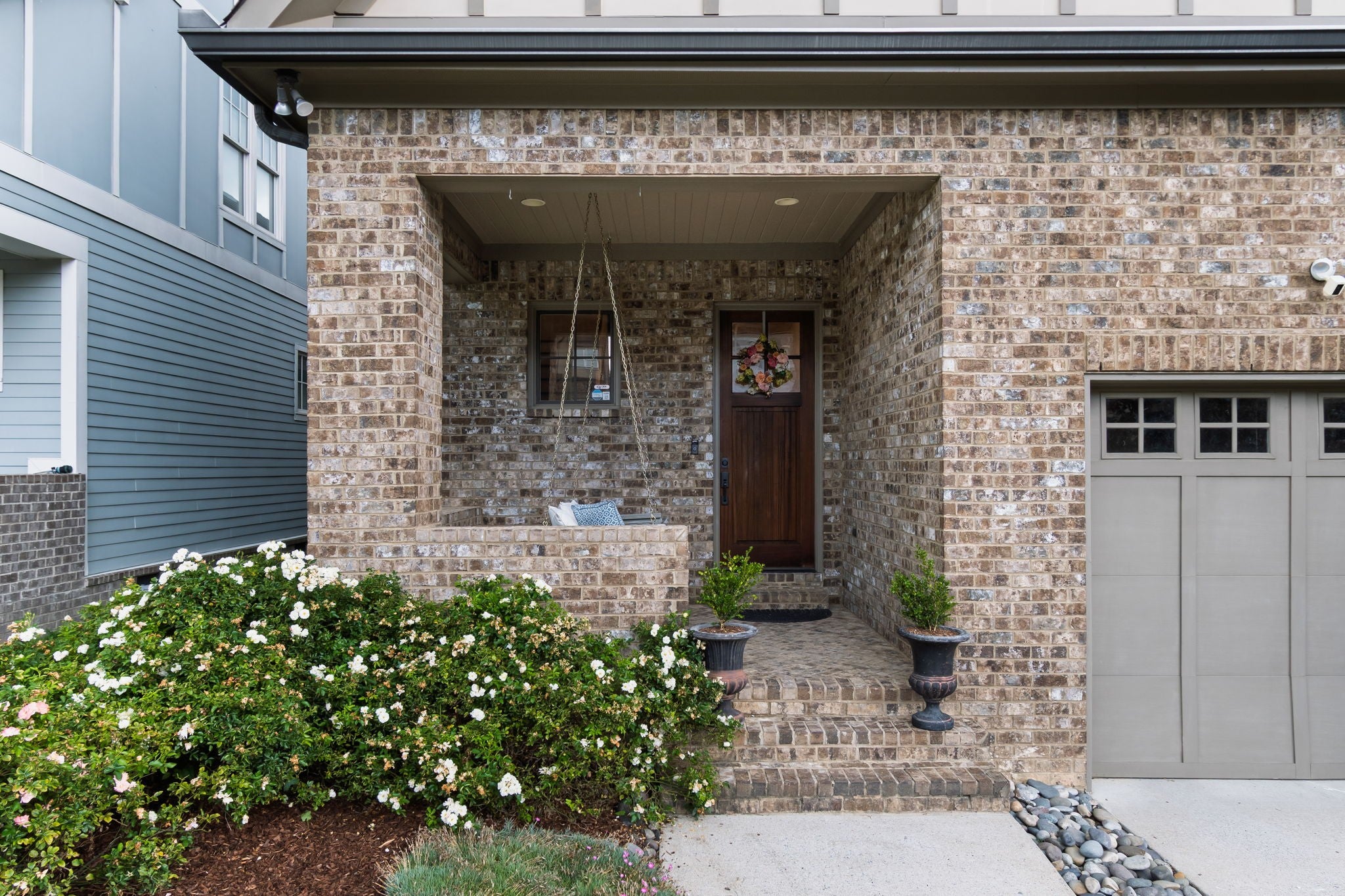 1906 Kimbark Dr